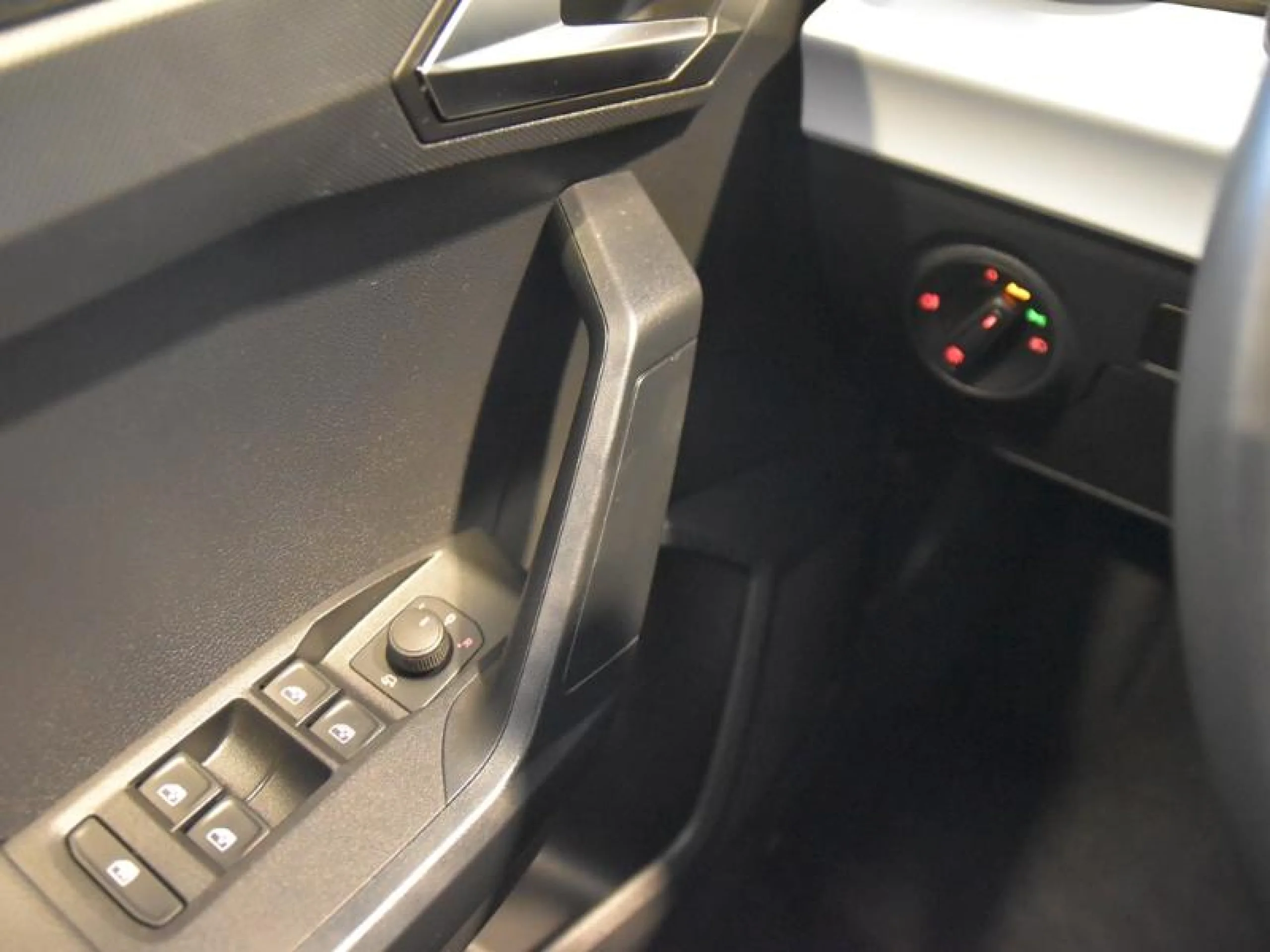SEAT ARONA 1.0 TSI 85KW STYLE SPECIAL EDITION - Foto 15