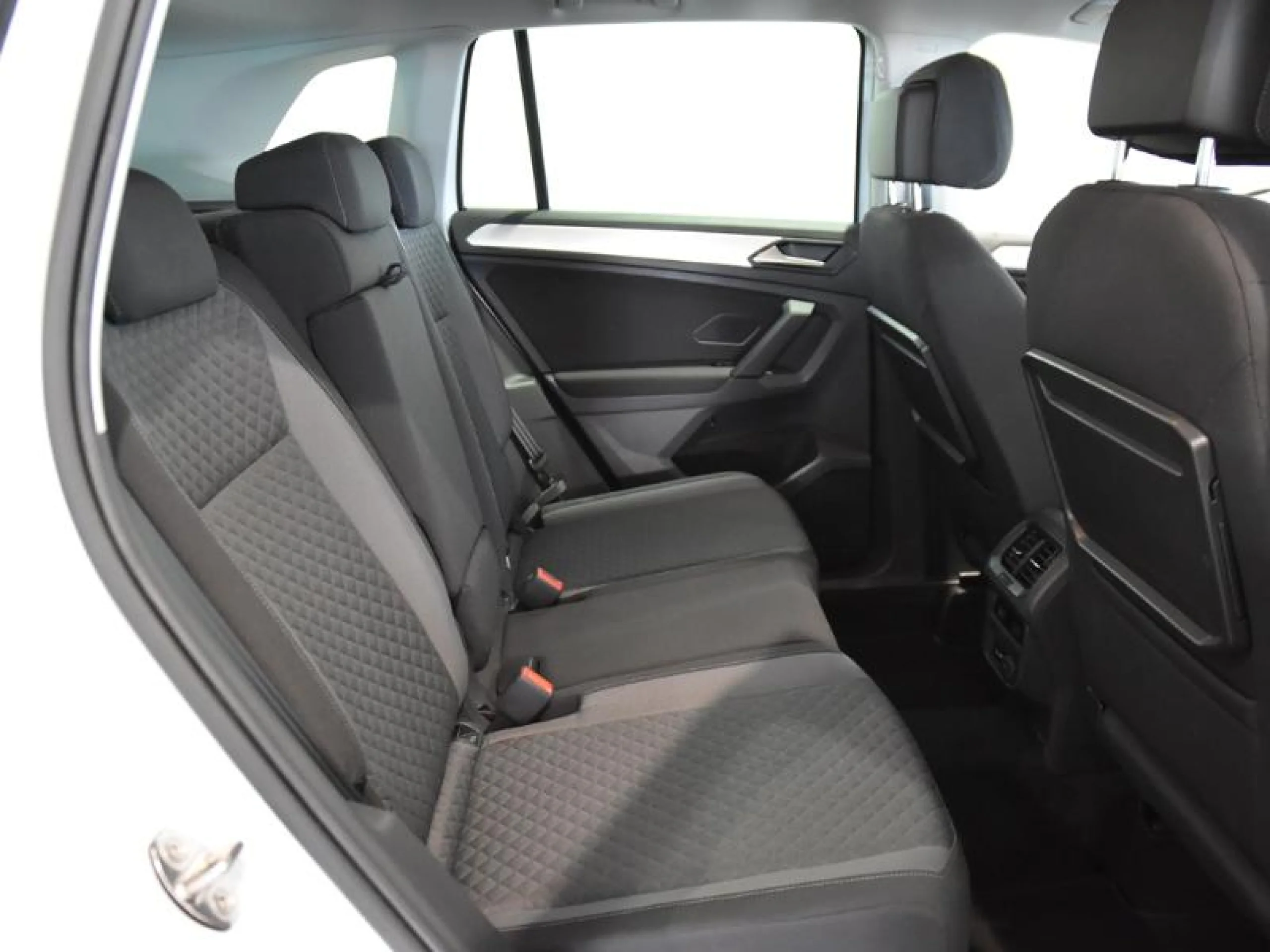 VOLKSWAGEN TIGUAN ADVANCE 1.5 TSI 110KW (150CV) - Foto 6