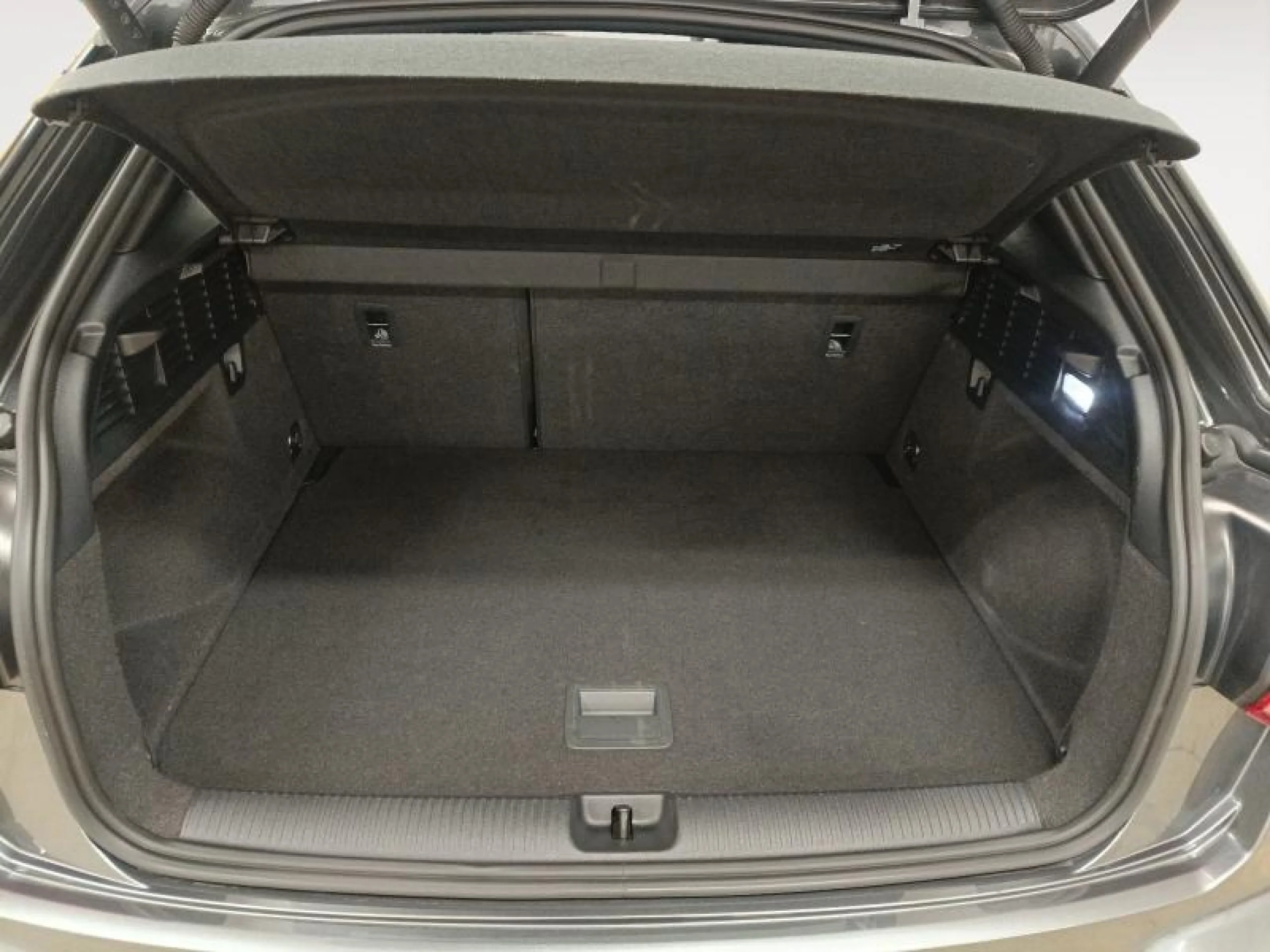 AUDI Q2 ADRENALIN 35 TDI 110KW (150CV) S TRONIC - Foto 10