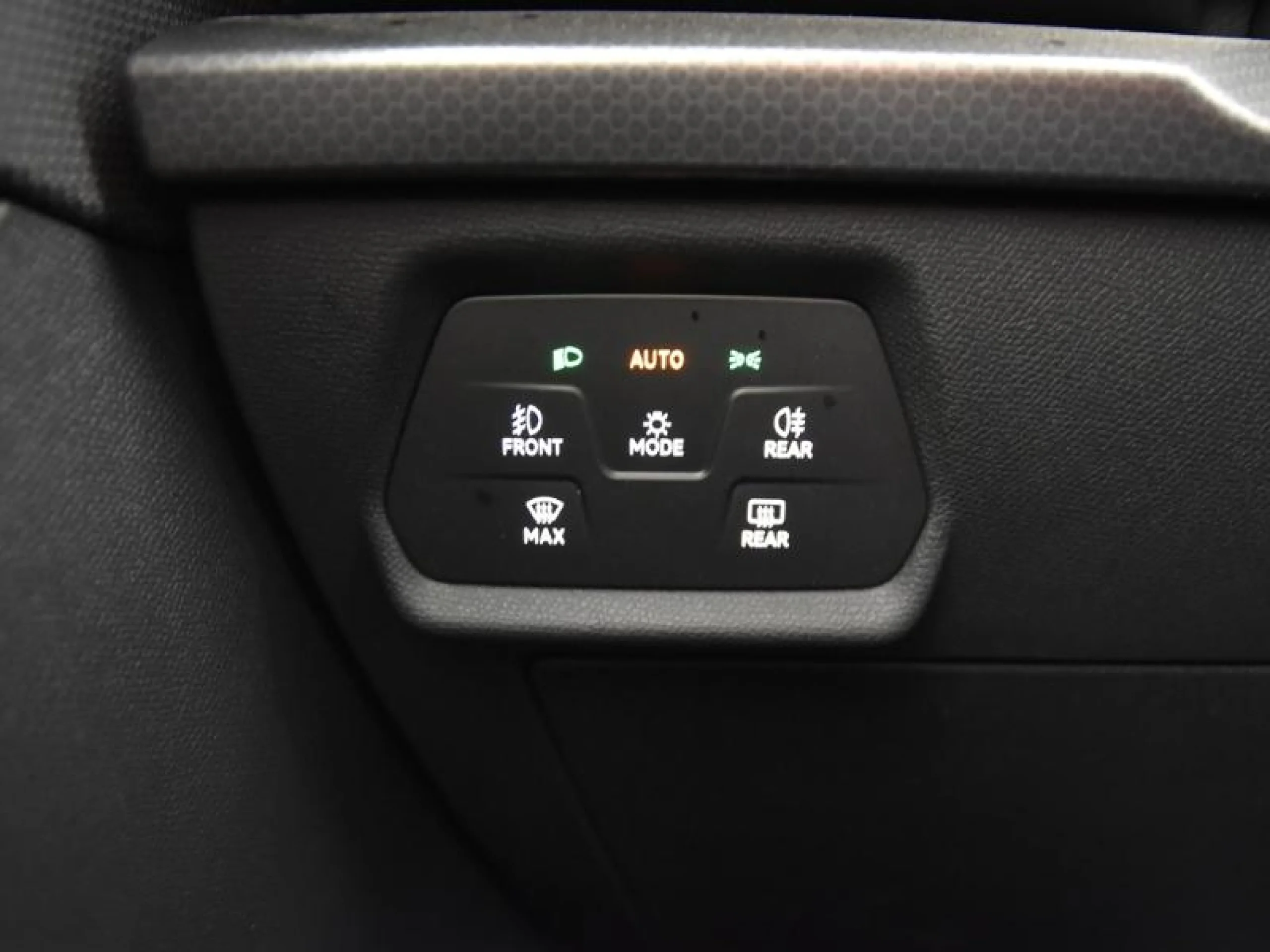 SEAT LEON 1.5 TSI 85KW S&S STYLE 25 ANIVERSARIO - Foto 16