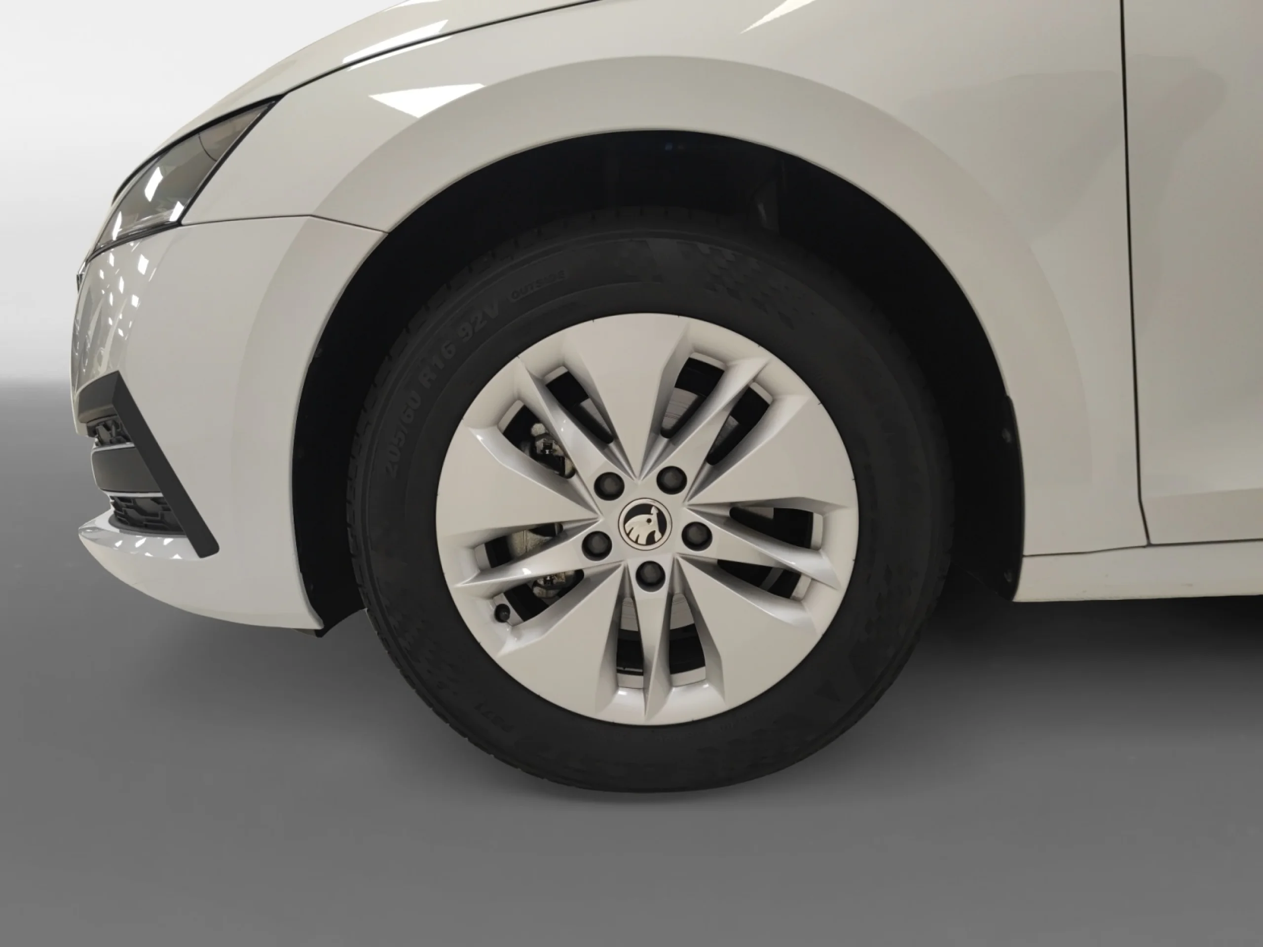 SKODA OCTAVIA 2.0 TDI 85KW MANUAL AMBITION PLUS - Foto 8