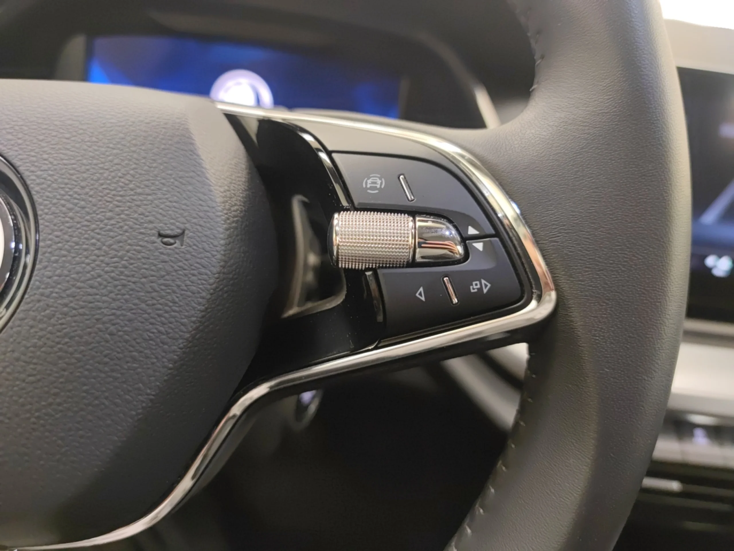 SKODA OCTAVIA 2.0 TDI 85KW MANUAL AMBITION PLUS - Foto 9