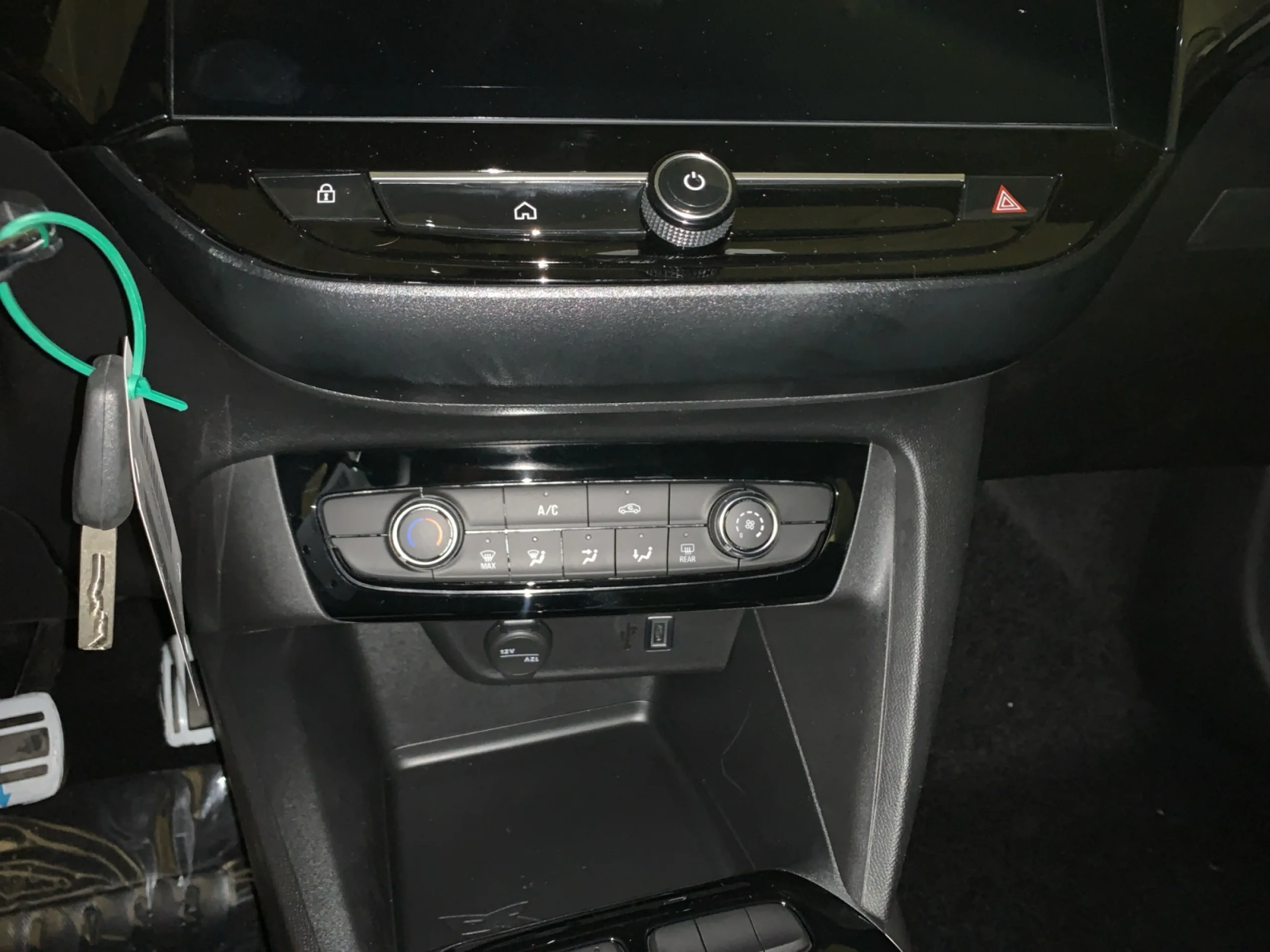 OPEL CORSA CORSA GS 1.2T XHL HYBRID EDCT6 S/S 110 CV (81KW) - Foto 13