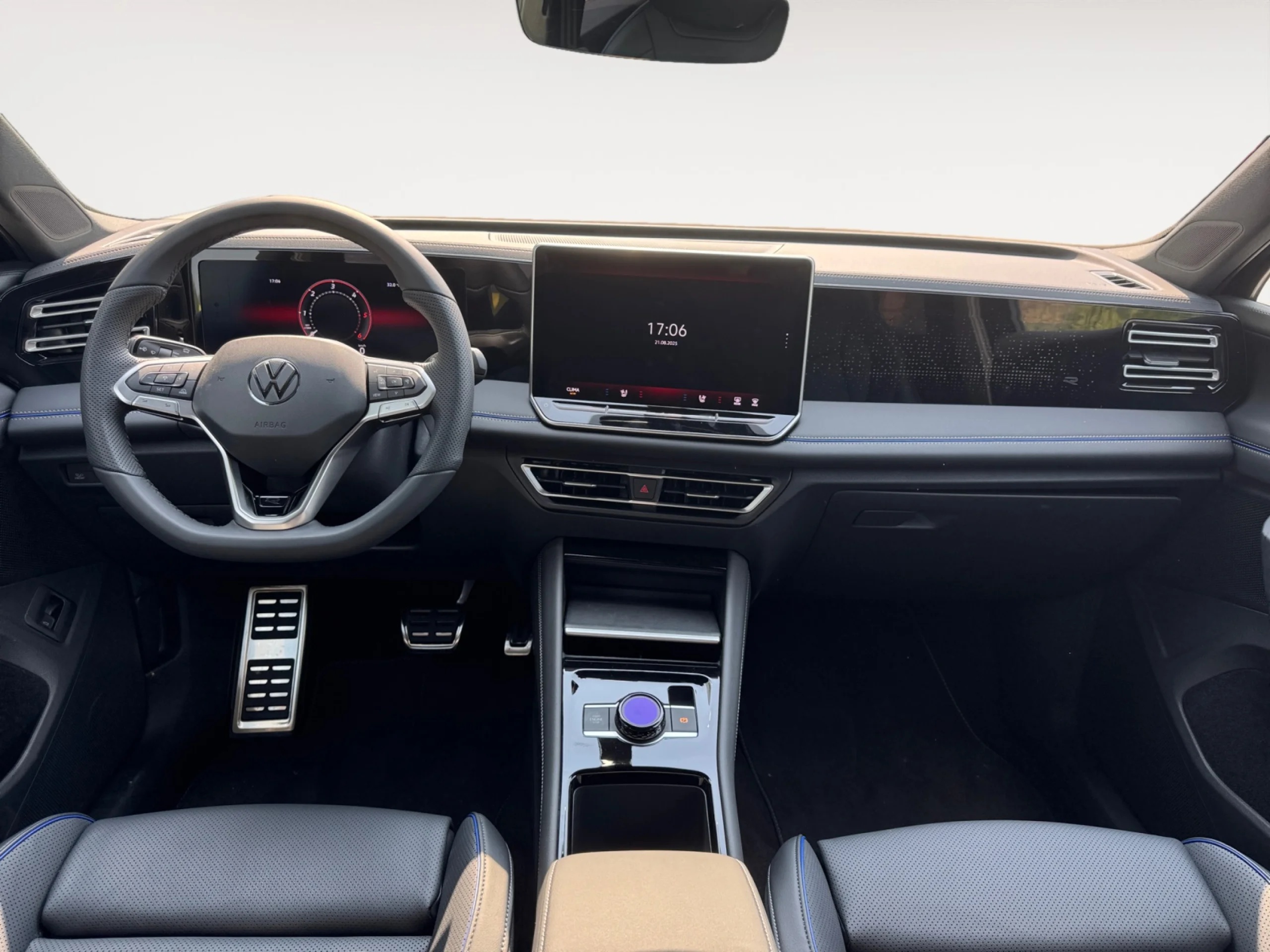 VOLKSWAGEN TIGUAN R LINE 2.0 TDI 110KW (150CV) DSG - Foto 4