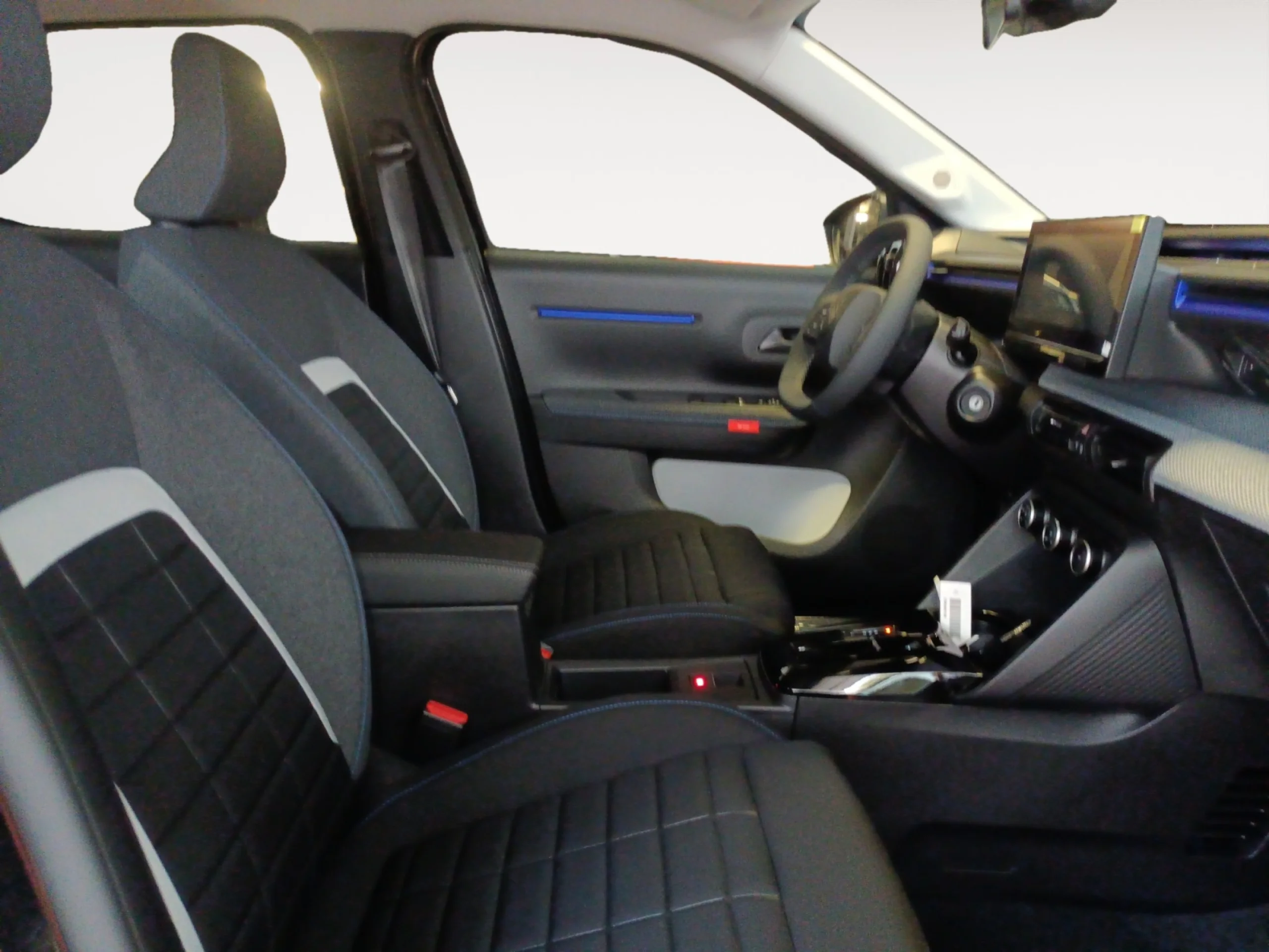 CITROEN C3 NUEVO CITROËN C3 HYBRID 110 E DSC6 BUSINESS - Foto 5