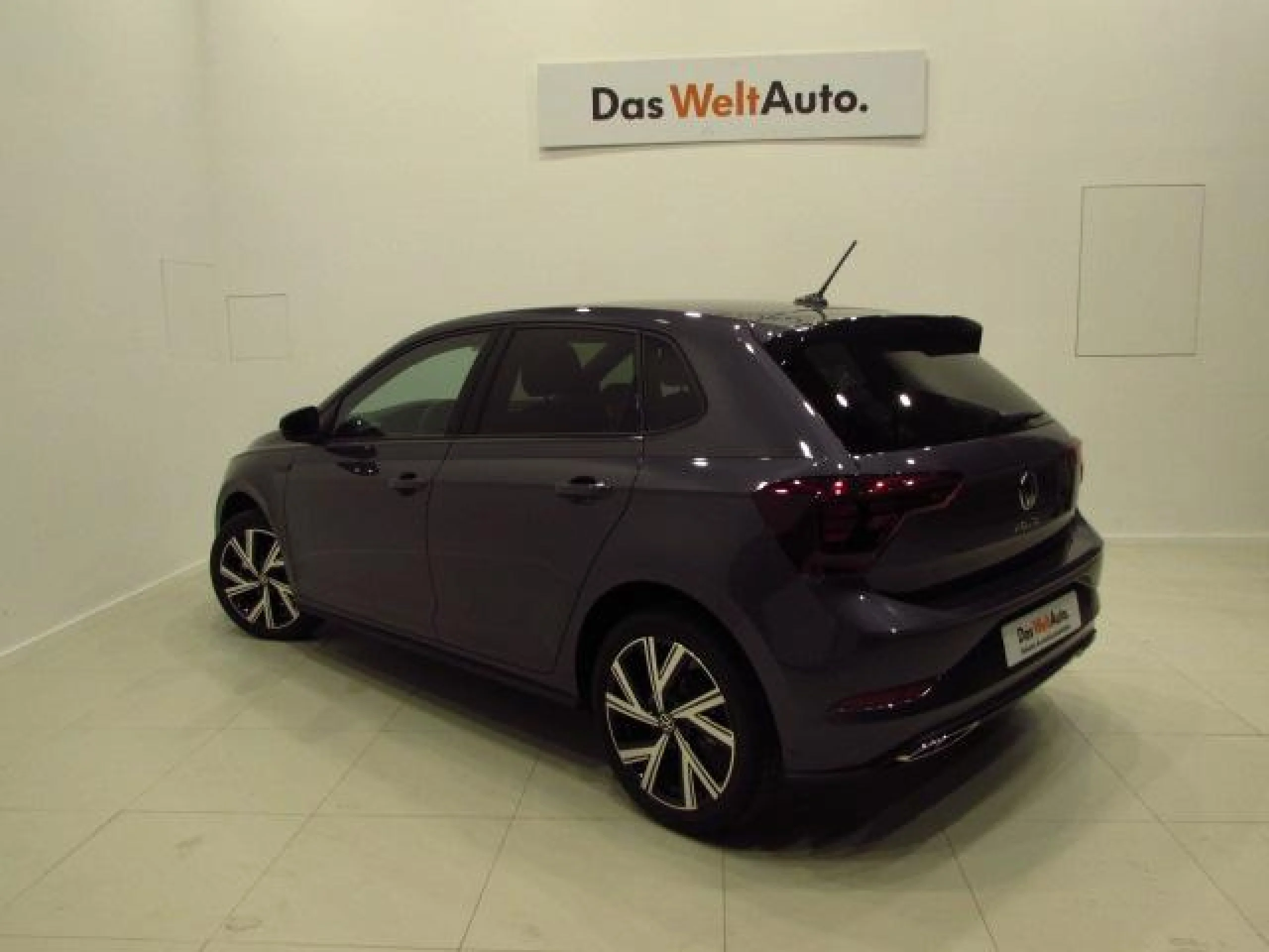 VOLKSWAGEN POLO R LINE 1.0 TSI 81KW (110CV) DSG - Foto 2