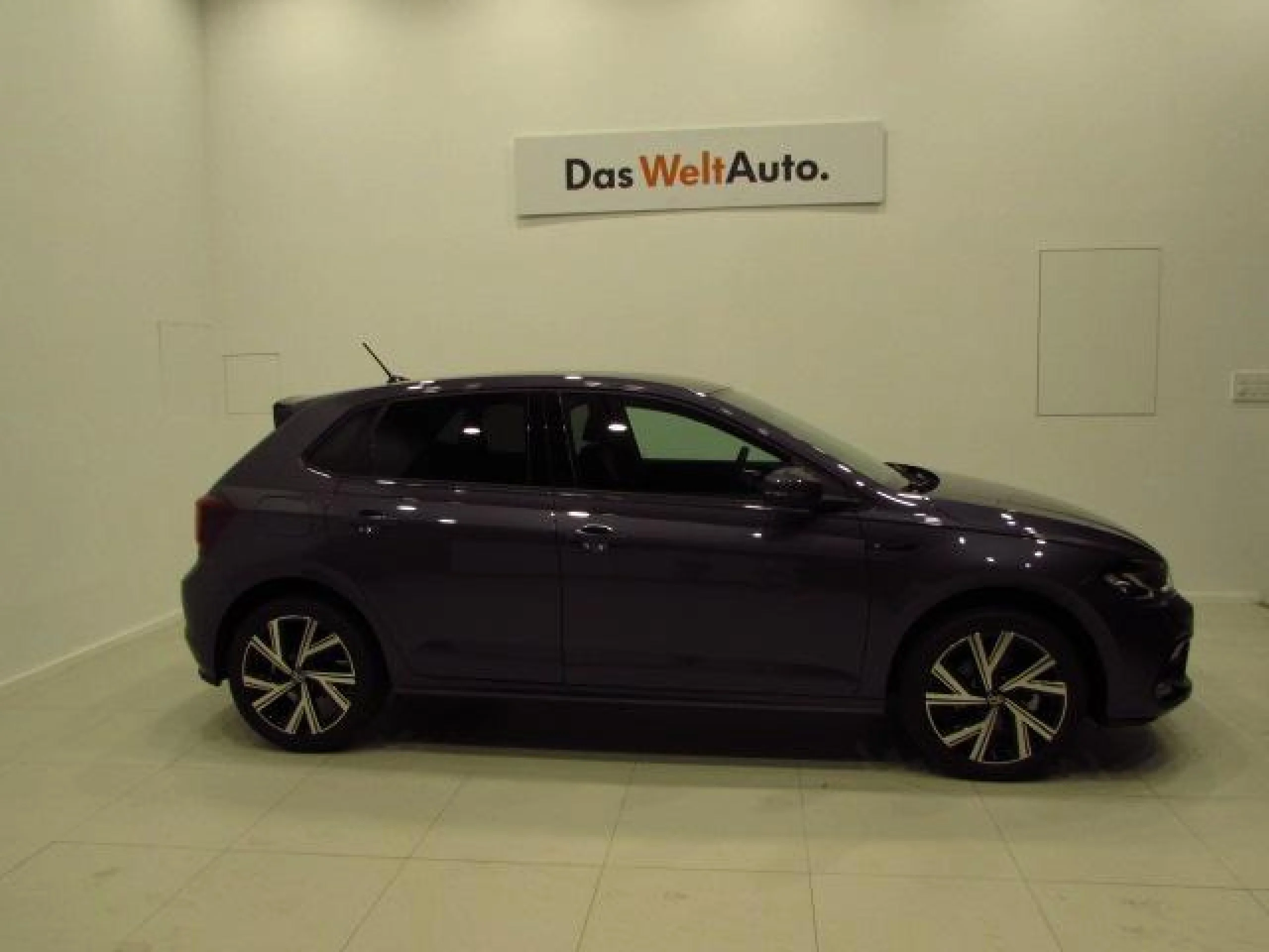 VOLKSWAGEN POLO R LINE 1.0 TSI 81KW (110CV) DSG - Foto 3