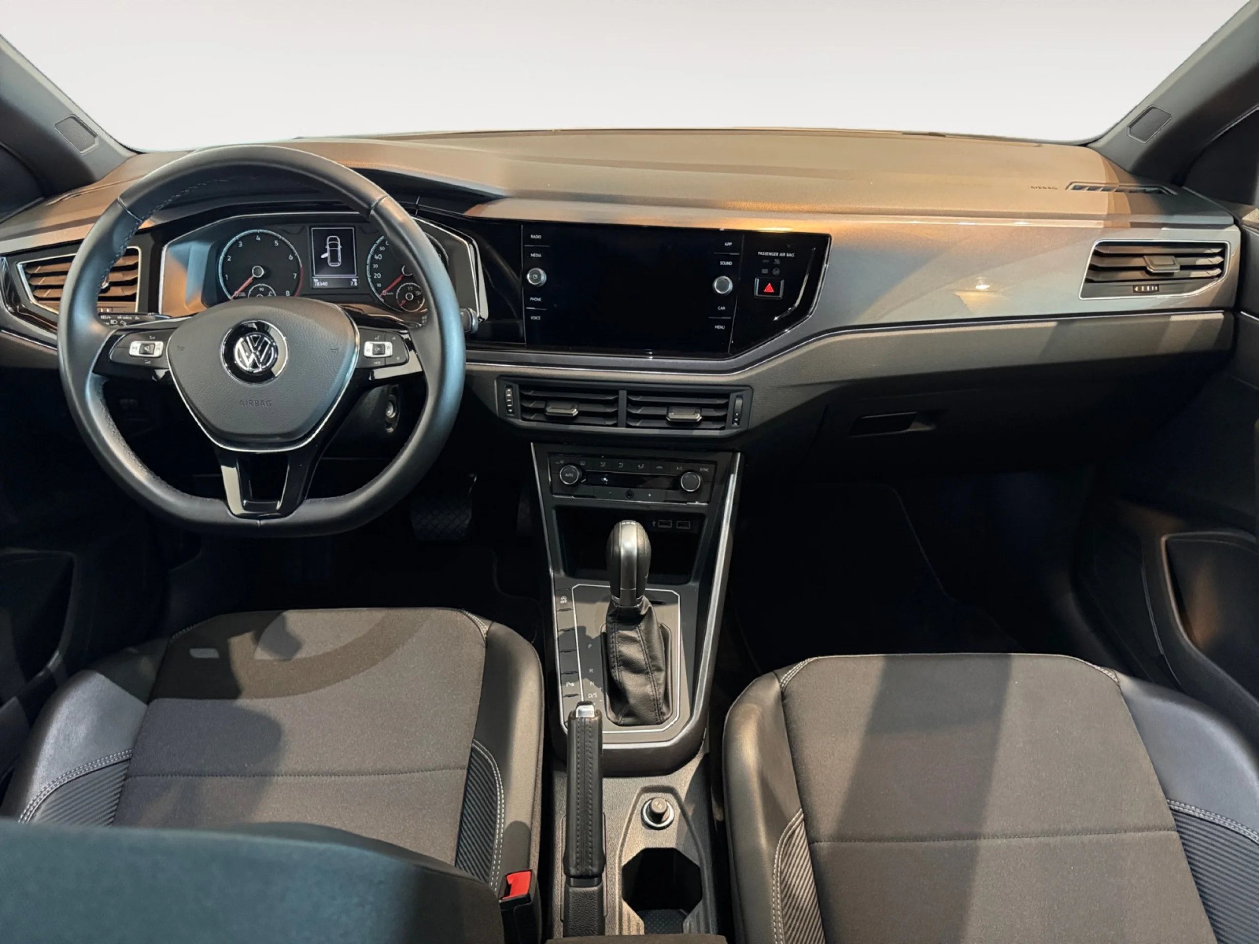 VOLKSWAGEN POLO SPORT 1.0 TSI 85KW (115CV) DSG - Foto 4