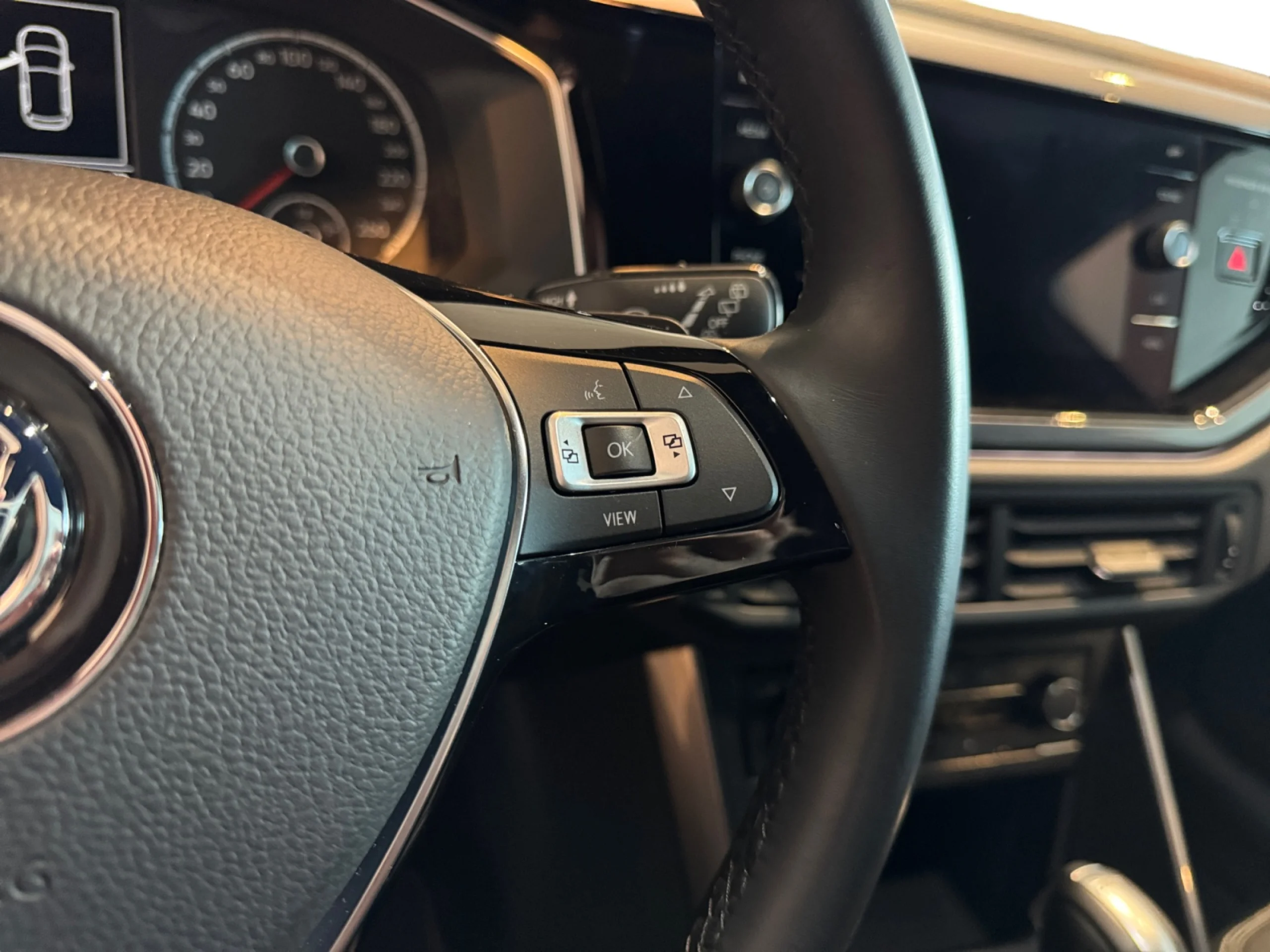 VOLKSWAGEN POLO SPORT 1.0 TSI 85KW (115CV) DSG - Foto 10