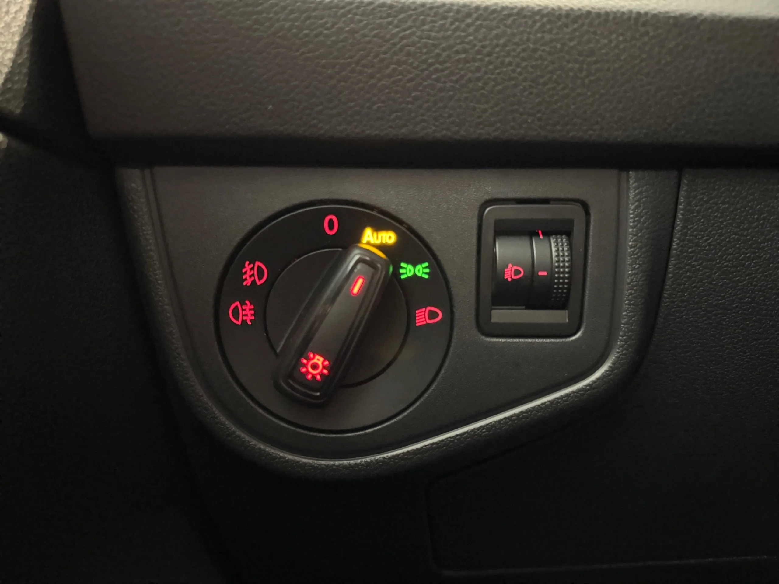 VOLKSWAGEN POLO SPORT 1.0 TSI 85KW (115CV) DSG - Foto 13