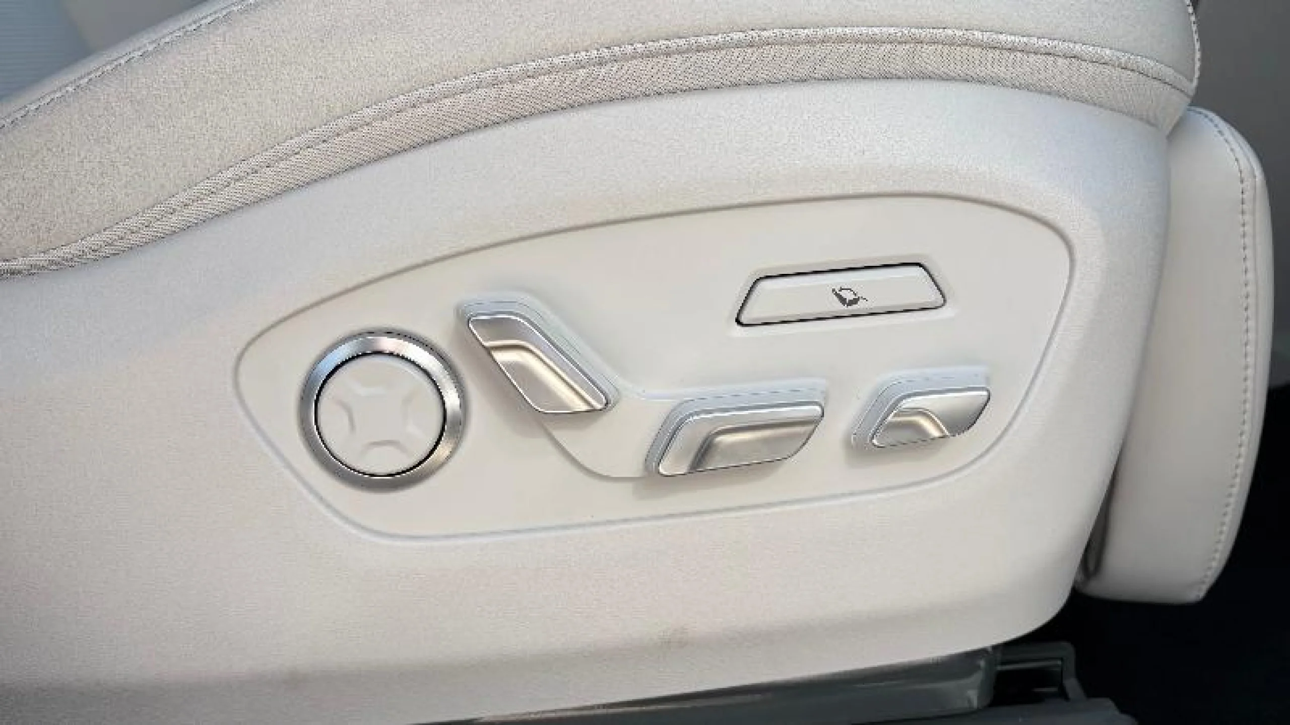 HYUNDAI IONIQ 9 110KWH AWD ECALLIGRAPHY 7 ASIENTOS - Foto 17