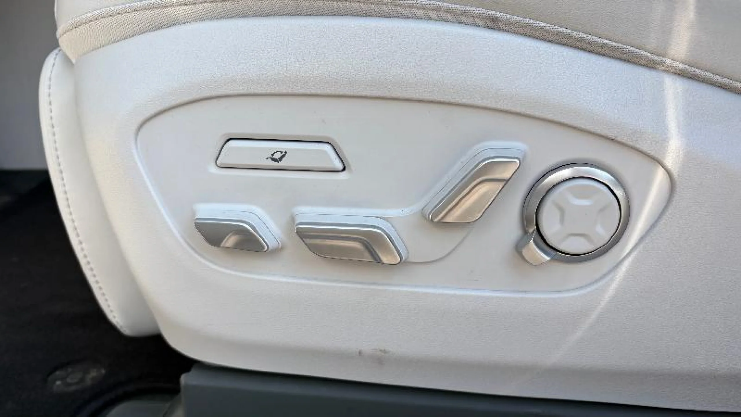 HYUNDAI IONIQ 9 110KWH AWD ECALLIGRAPHY 7 ASIENTOS - Foto 23