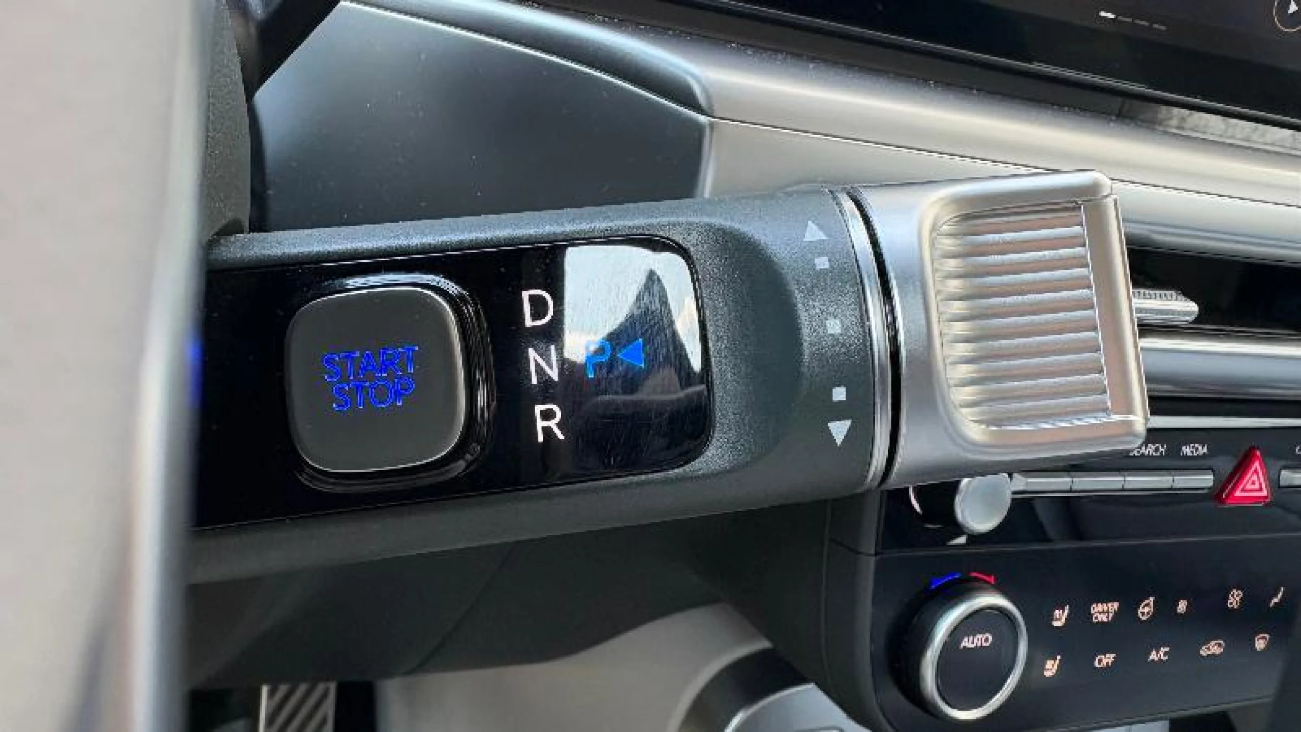 HYUNDAI IONIQ 9 110KWH AWD ECALLIGRAPHY 7 ASIENTOS - Foto 28