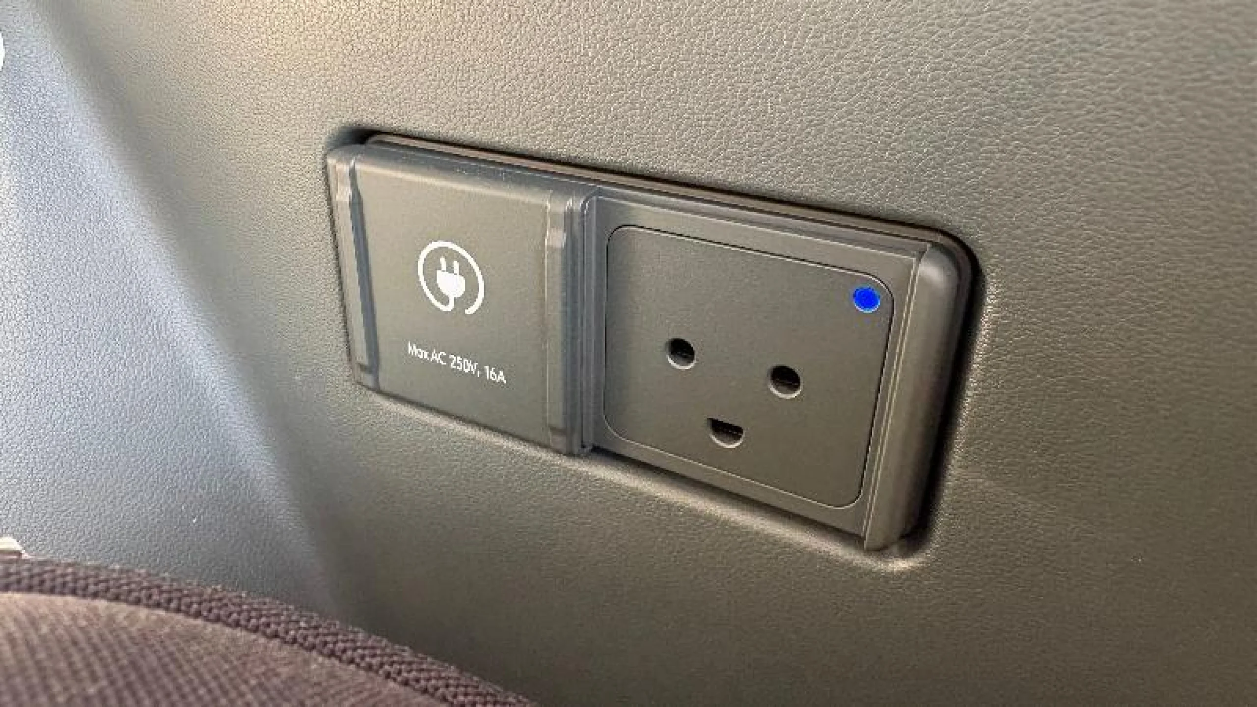 HYUNDAI IONIQ 9 110KWH AWD ECALLIGRAPHY 7 ASIENTOS - Foto 45