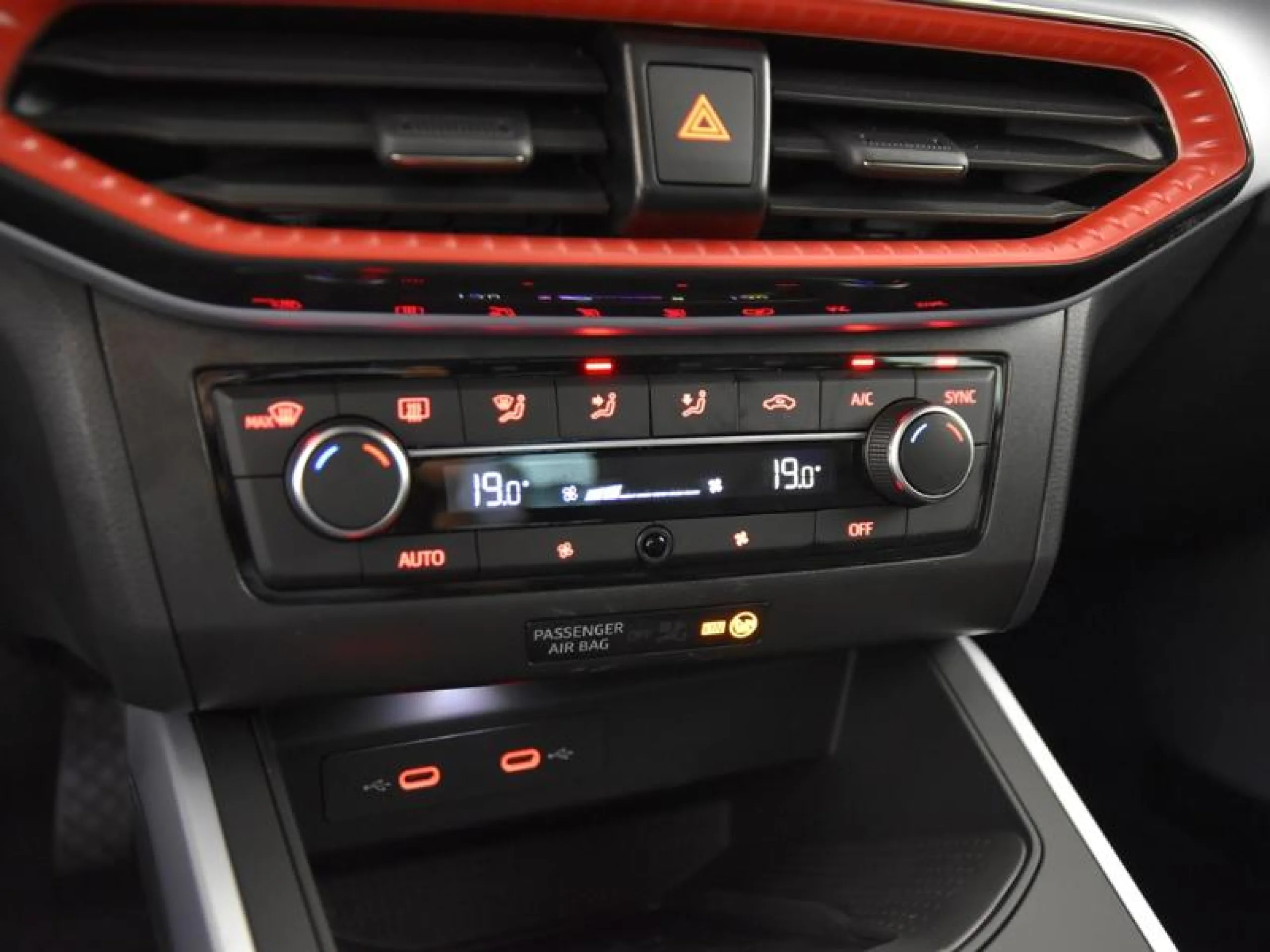 SEAT ARONA 1.0 TSI 85KW (115CV) FR SPECIAL EDITION - Foto 14