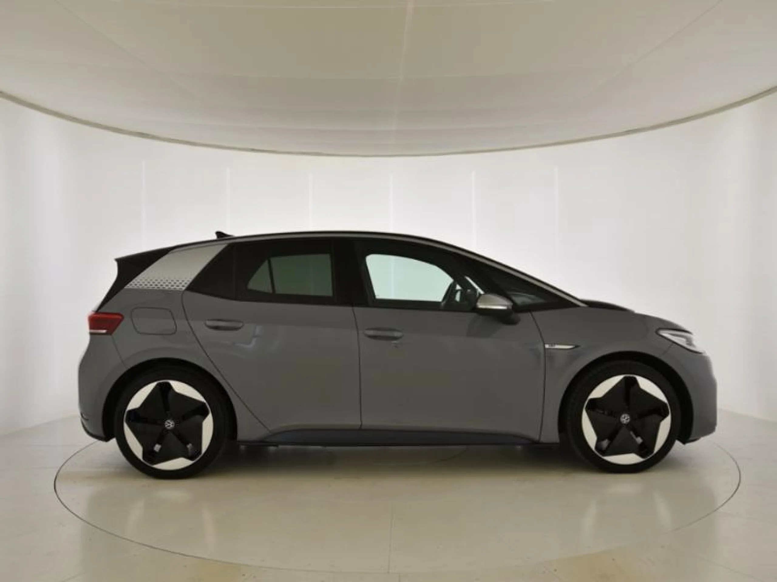 VOLKSWAGEN ID.3 1ST MAX 150KW (205CV) AUTOMÁTICO 1 VEL. - Foto 3