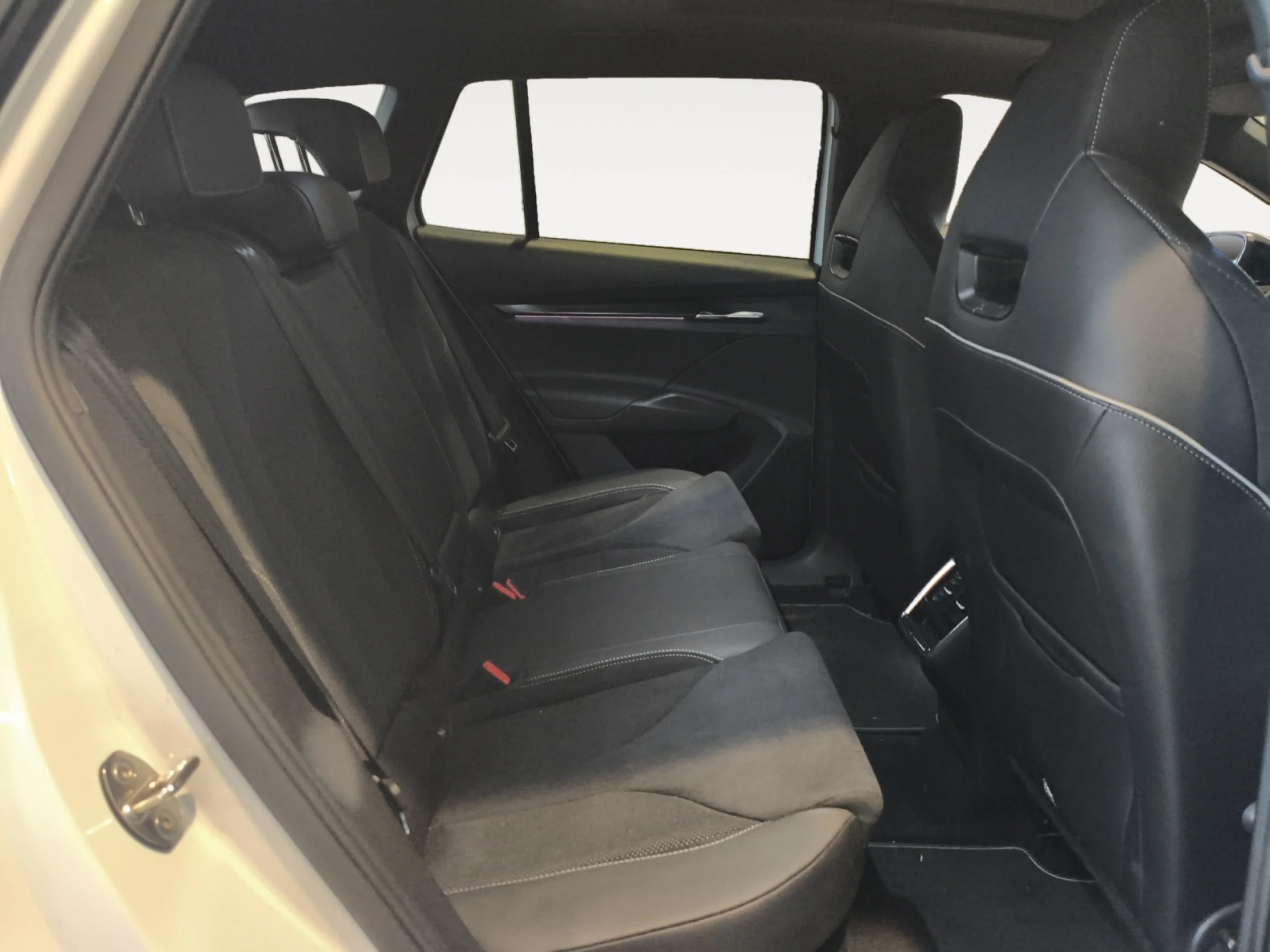 SKODA ENYAQ IV SPORTLINE 80 150KW (204 CV) 82KWH (77 - Foto 3