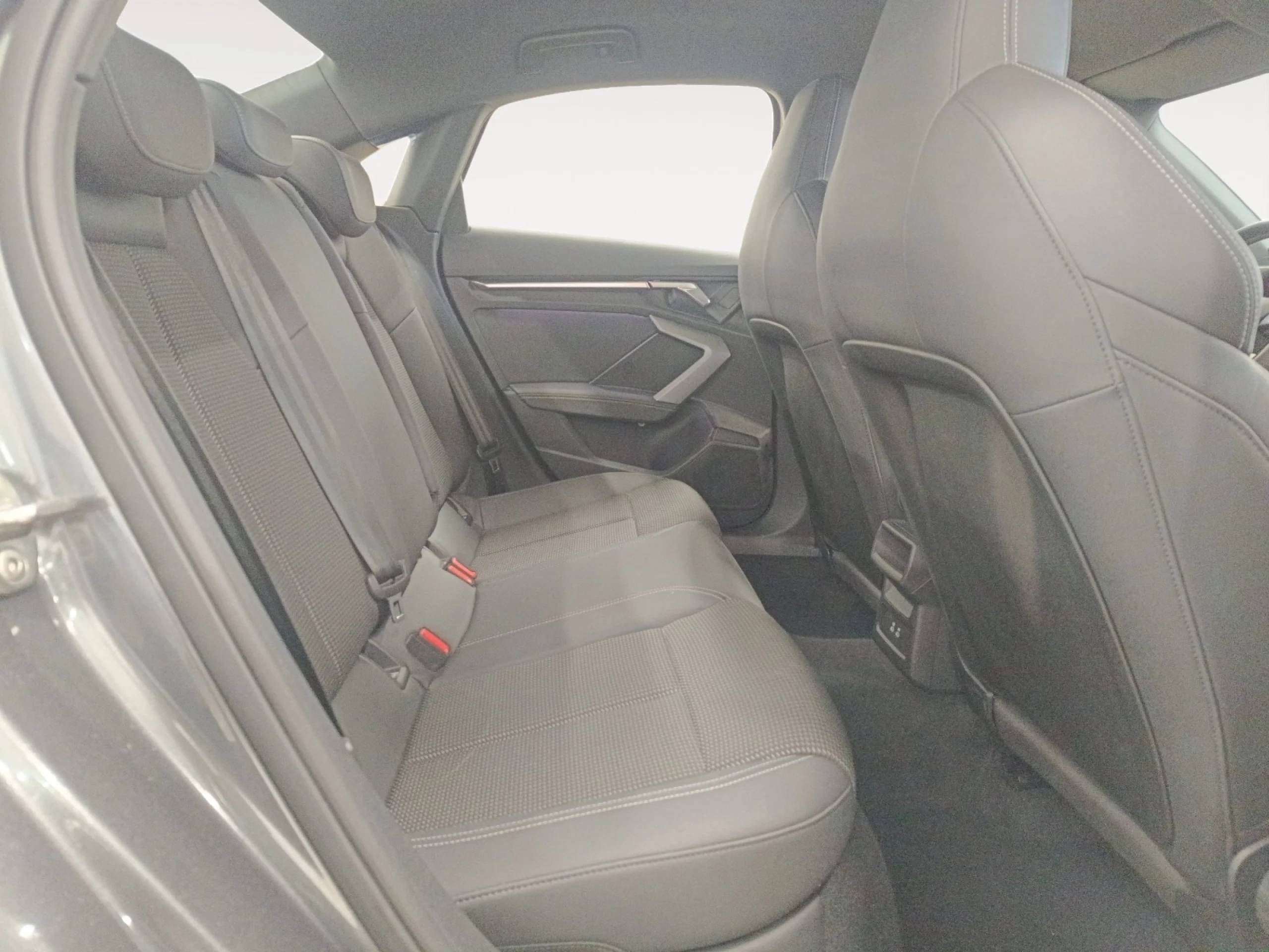 AUDI A3 SEDAN S LINE 35 TDI 110KW S TRONIC - Foto 6