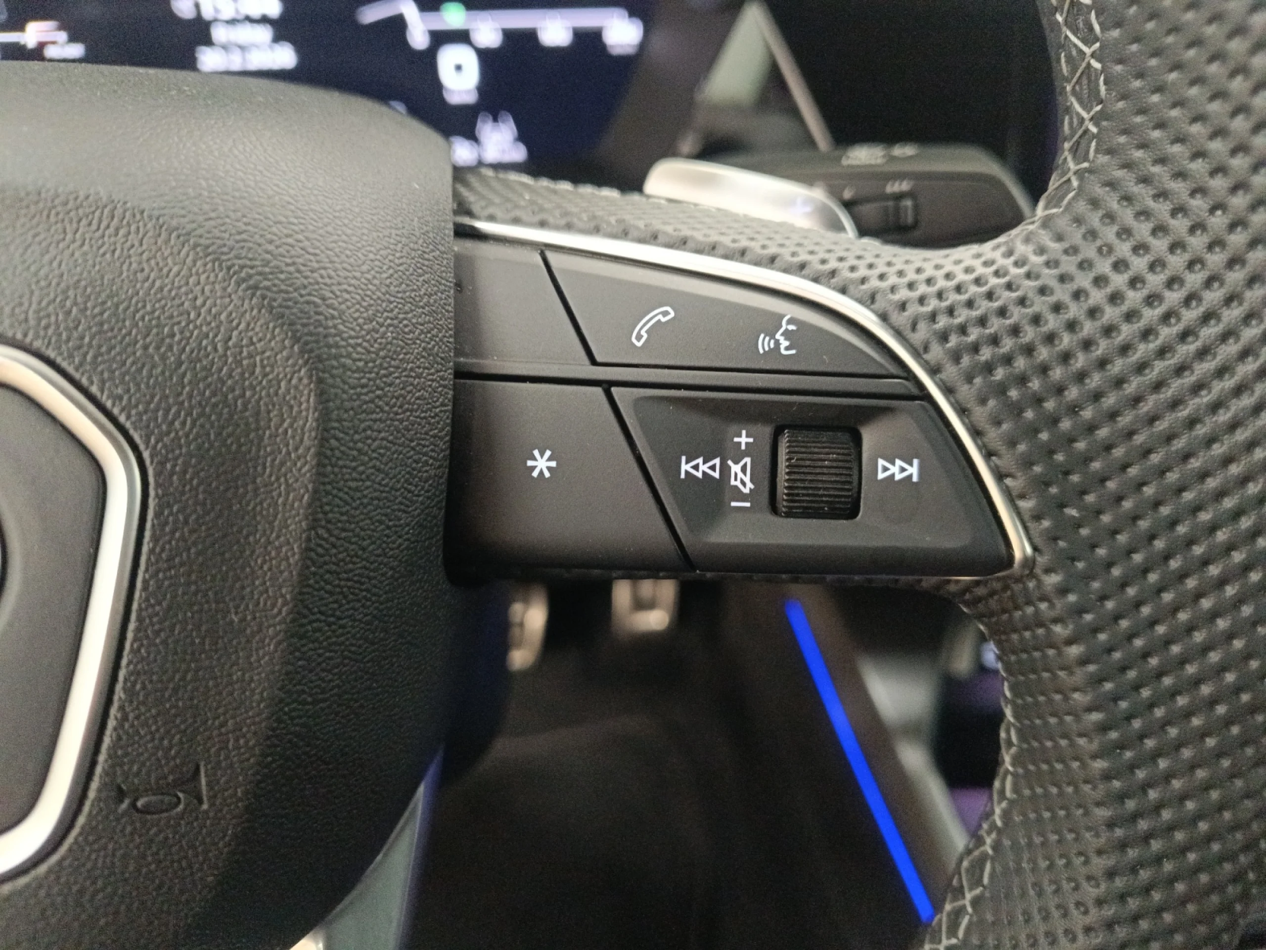 AUDI A3 SEDAN S LINE 35 TDI 110KW S TRONIC - Foto 10