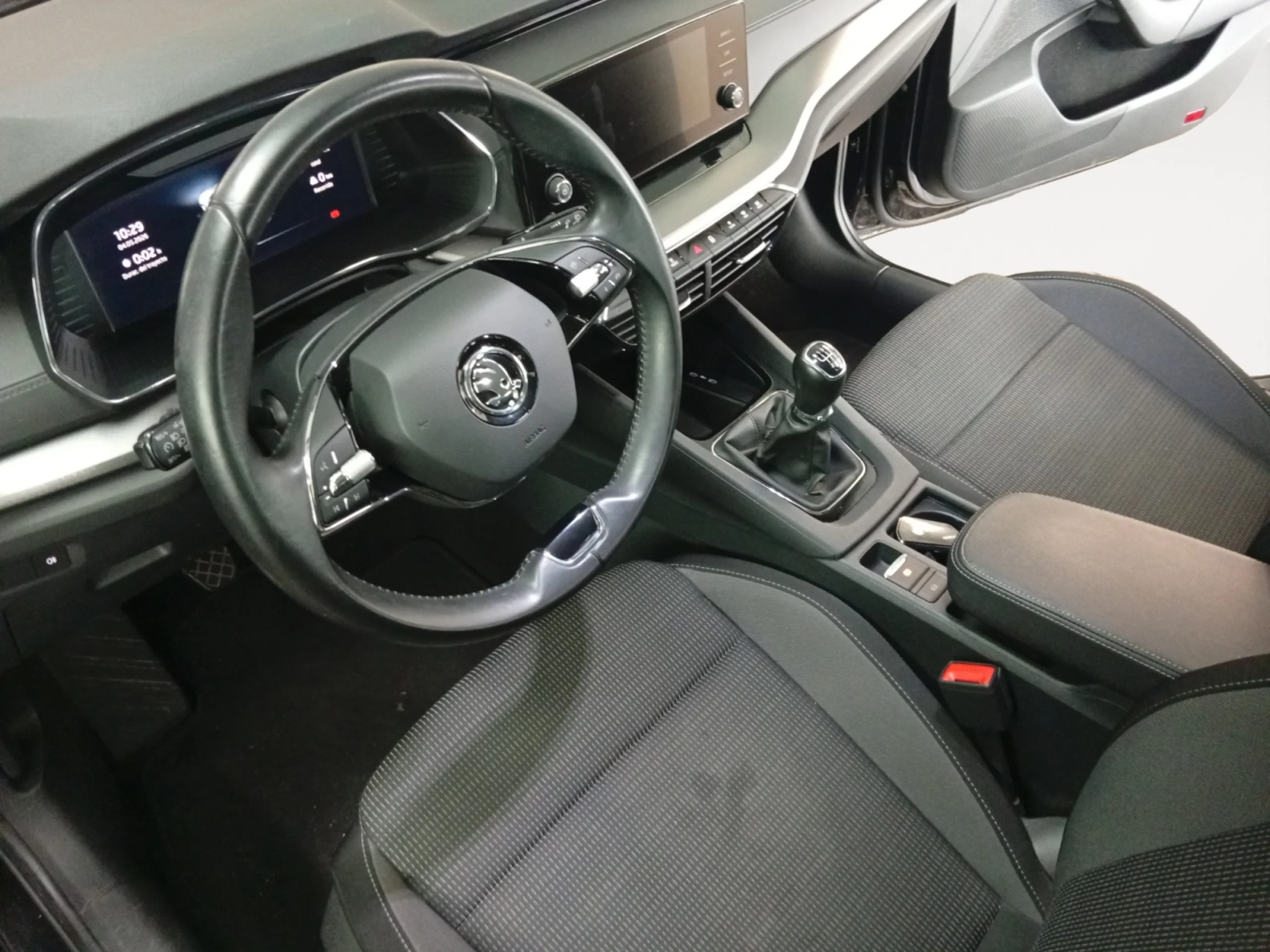 SKODA OCTAVIA COMBI 2.0 TDI 85KW(115CV) MAN AMBITION - Foto 20
