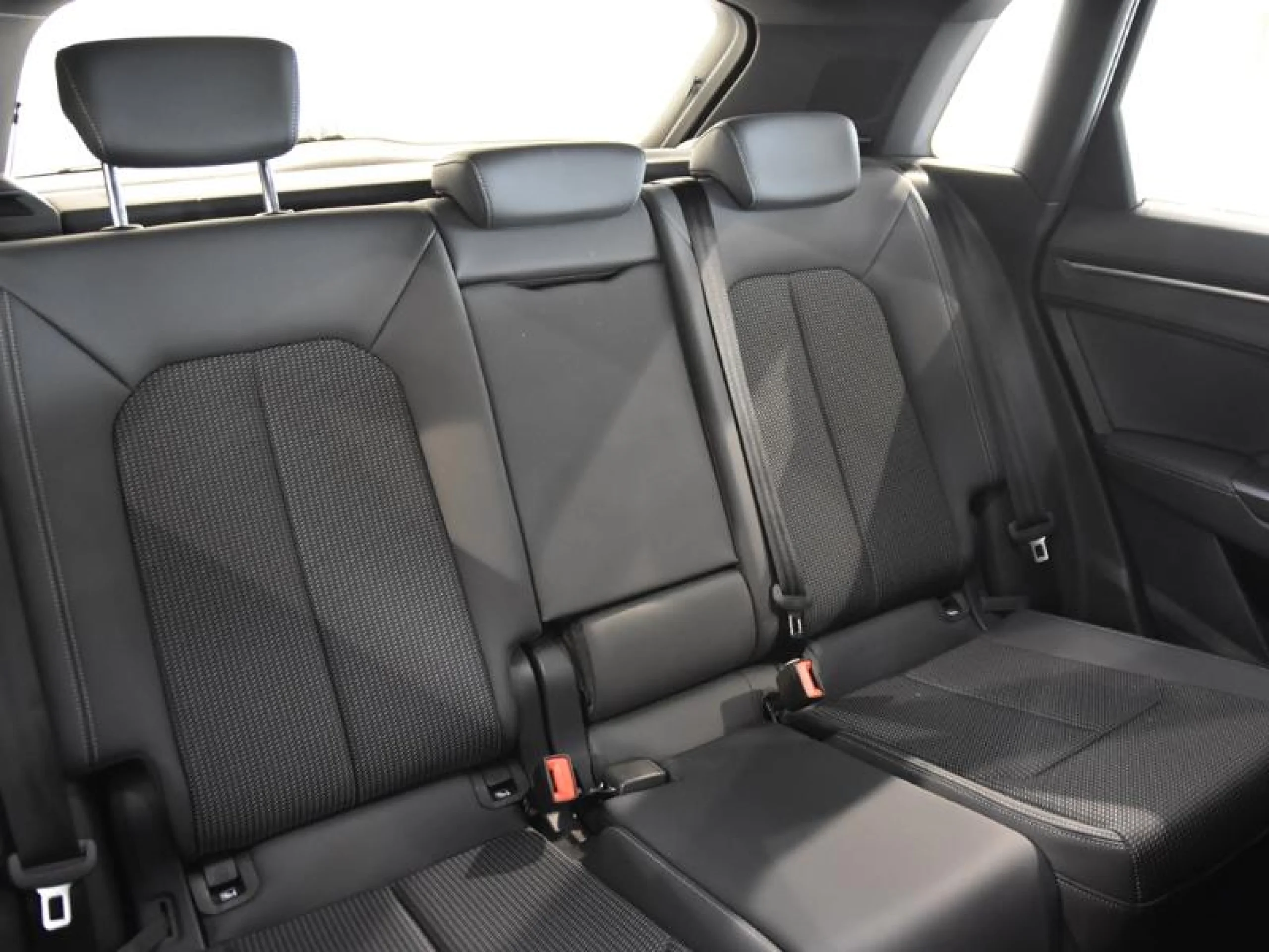 AUDI Q3 GENUINE ED.40 TDI 142KW S TRONIC QUATTRO - Foto 5