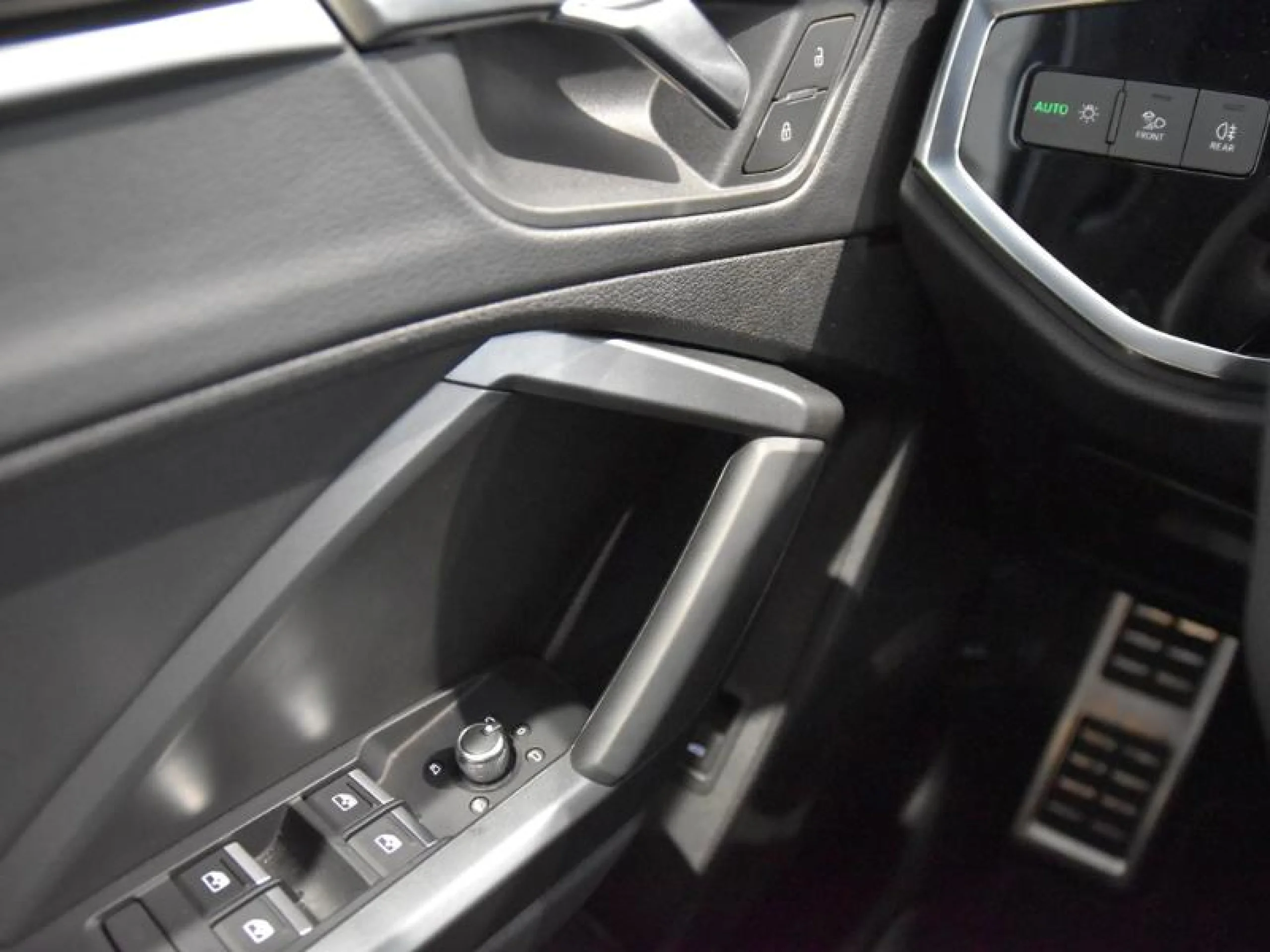 AUDI Q3 GENUINE ED.40 TDI 142KW S TRONIC QUATTRO - Foto 20