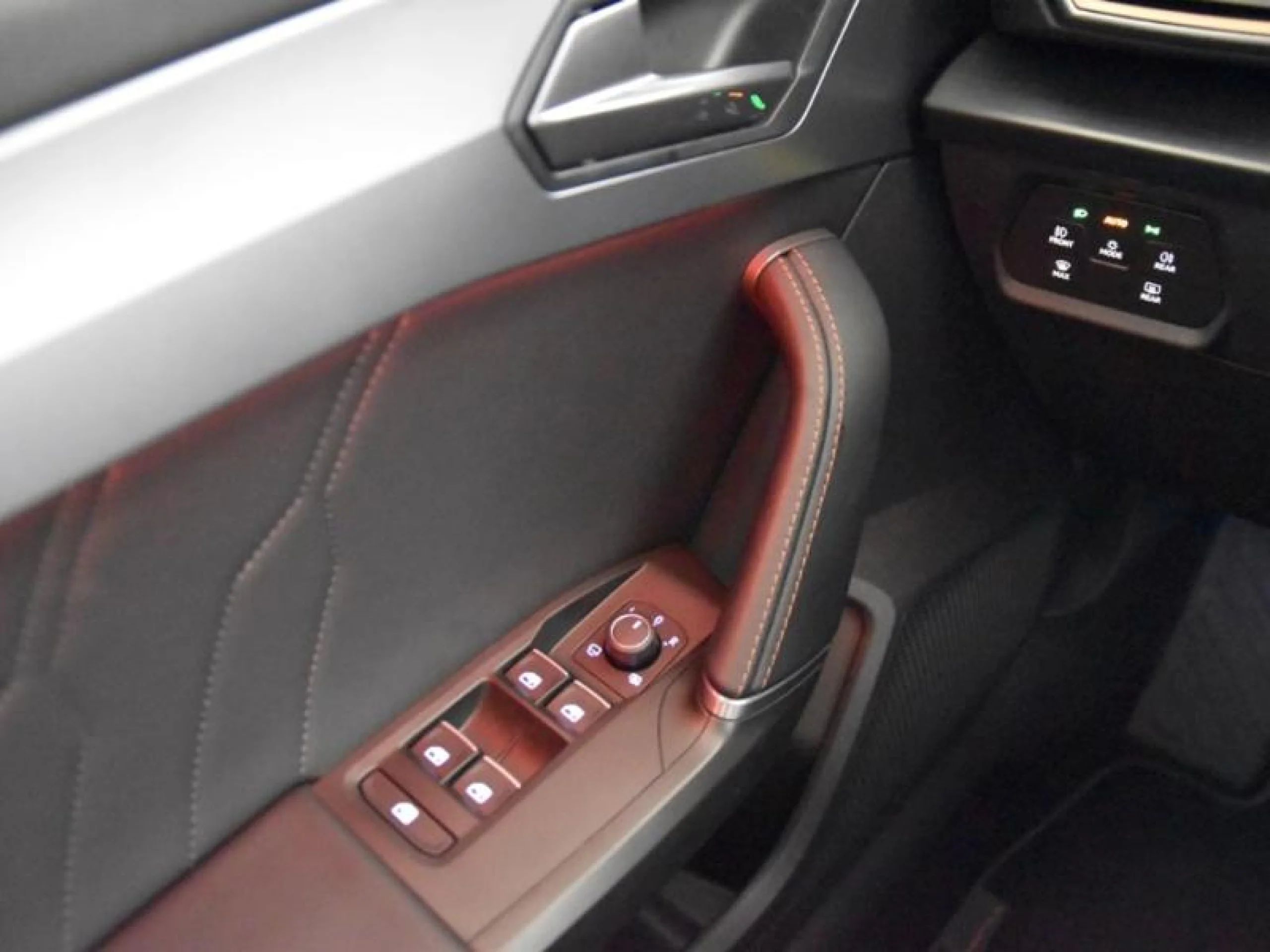 CUPRA FORMENTOR 1.5 TSI 110KW (150 CV) - Foto 17