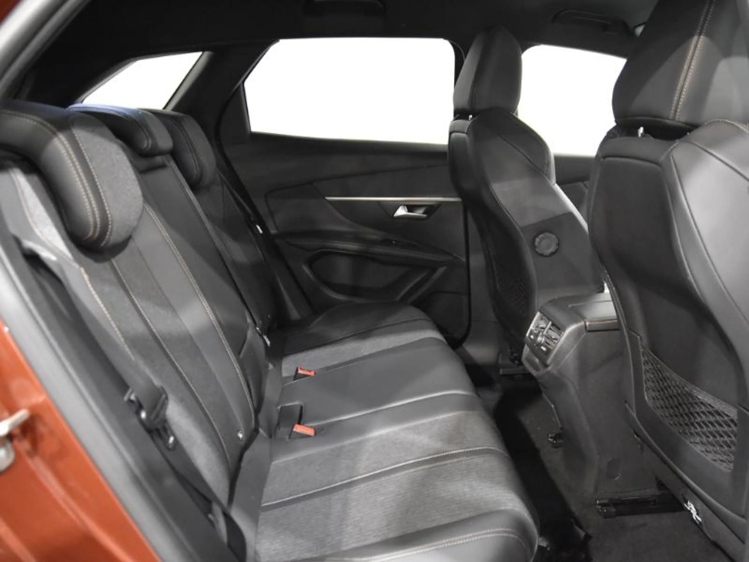 PEUGEOT 3008 1.6BLUEHDI 88KW (120CV) GT LINE AUTO S&S - Foto 6