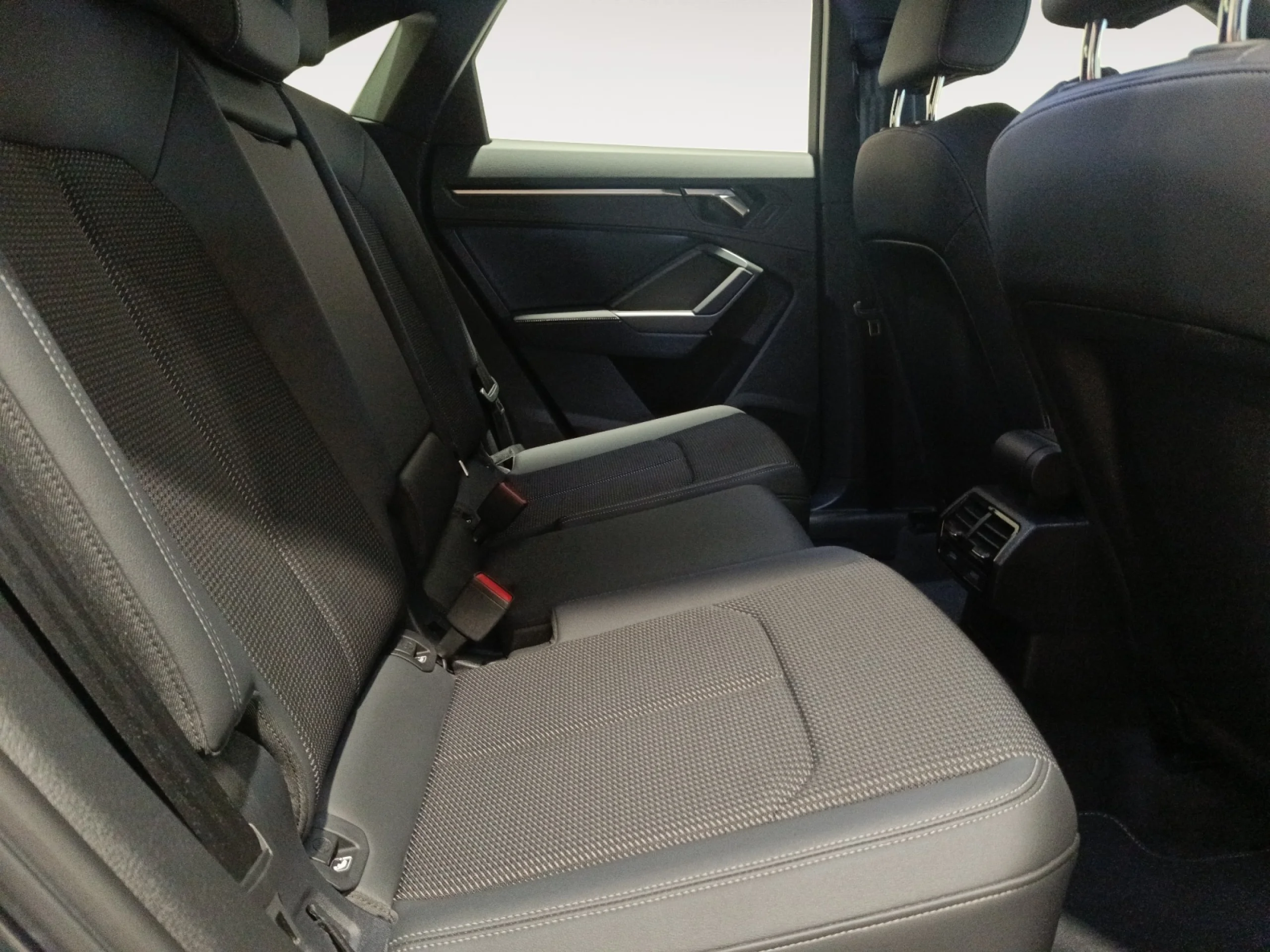 AUDI Q3 SPORTBACK ADVANCED 35 TDI 110KW (150CV) S TRONIC - Foto 9