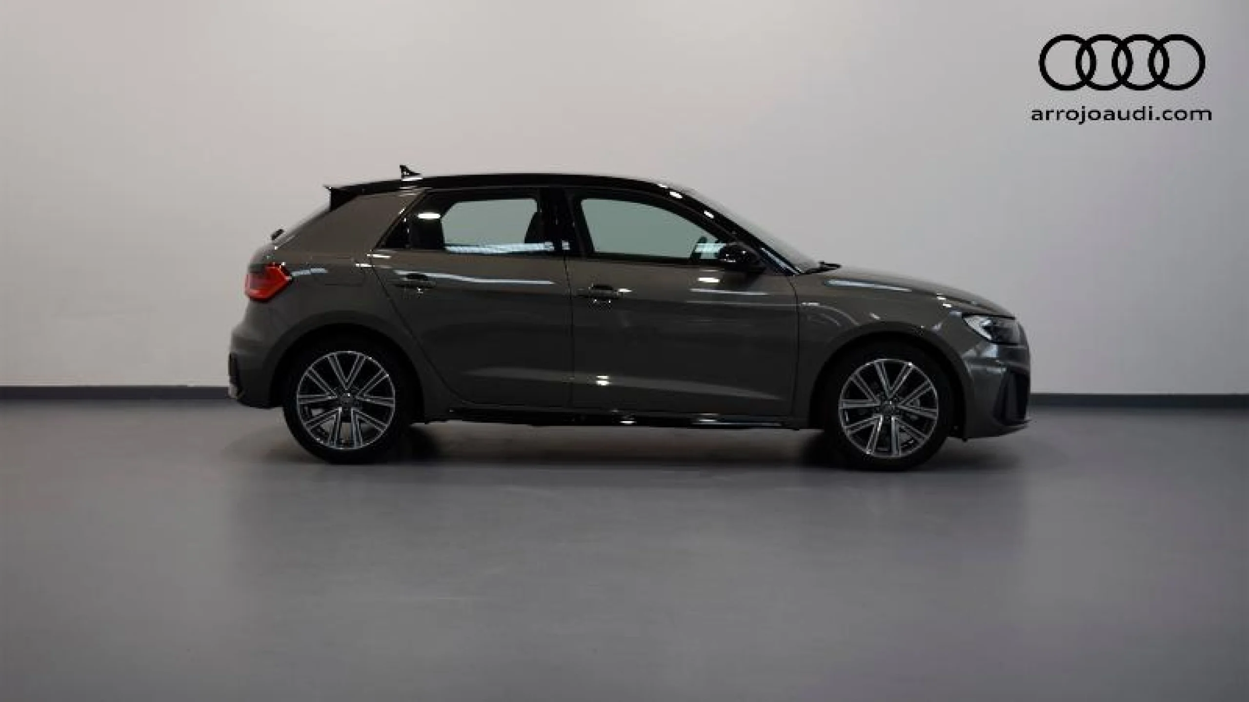 AUDI A1 S LINE 30 TFSI 85KW S TRONIC SPORTBACK - Foto 3