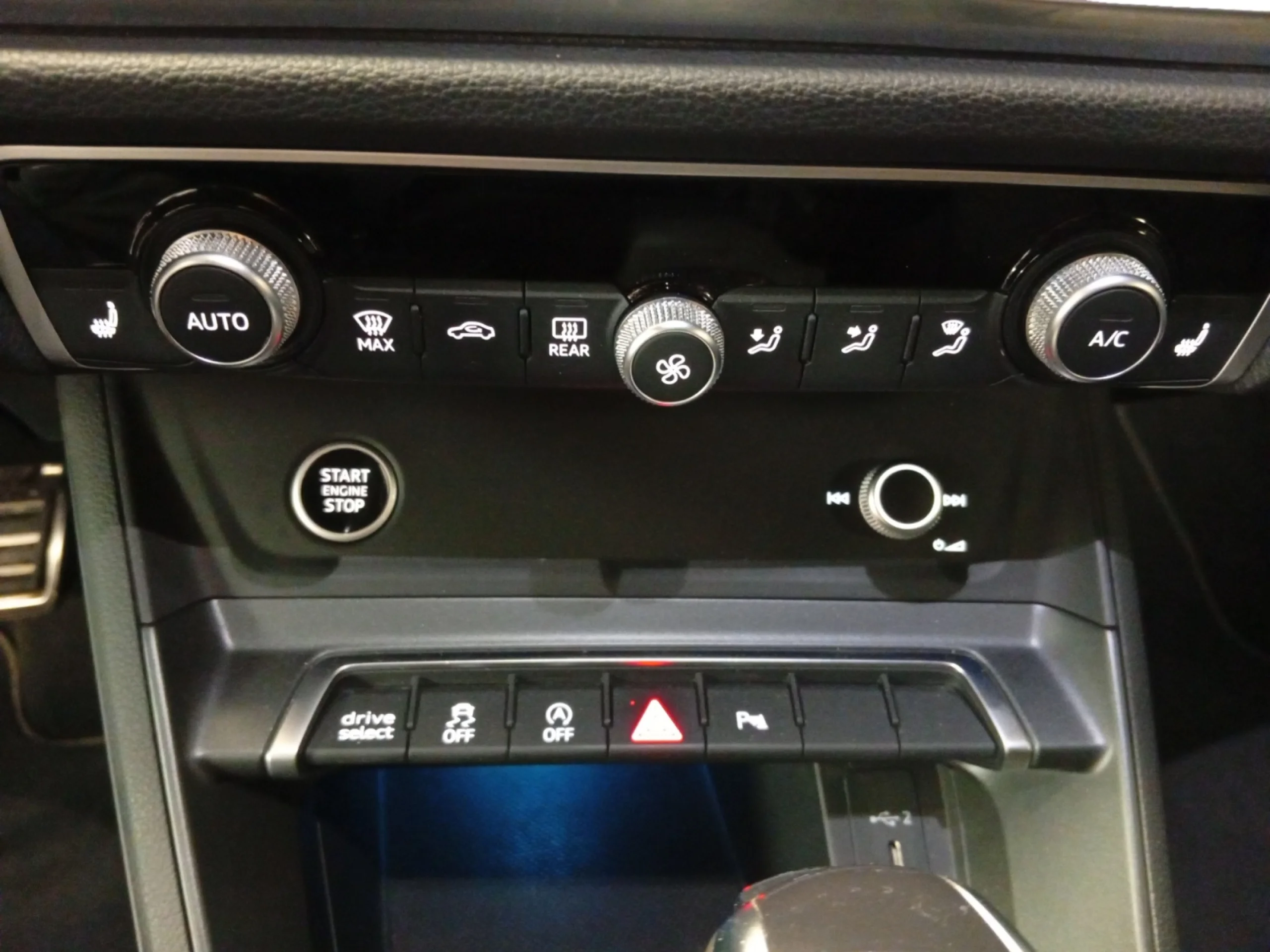 AUDI Q3 SPORTBACK 40 TDI 147KW S TRONIC QUATTRO BLACK LINE - Foto 12