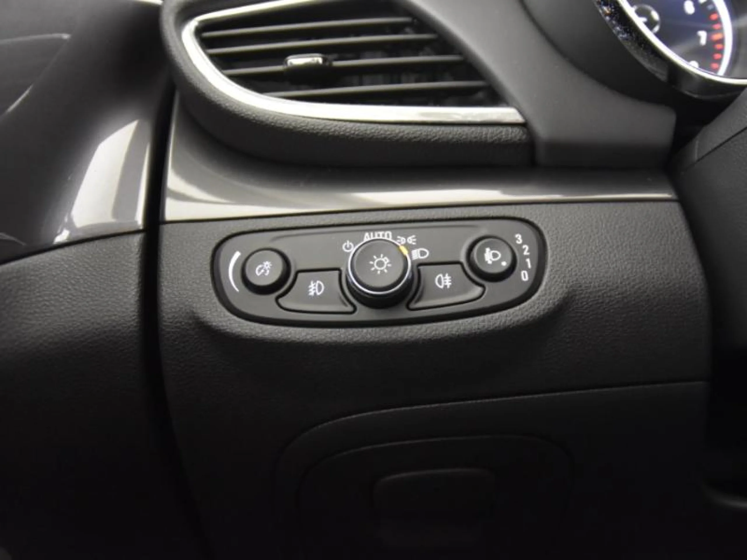 OPEL MOKKA X 1.4 T 103KW (140CV) 4X2 EXCELLENCE AUTO - Foto 19