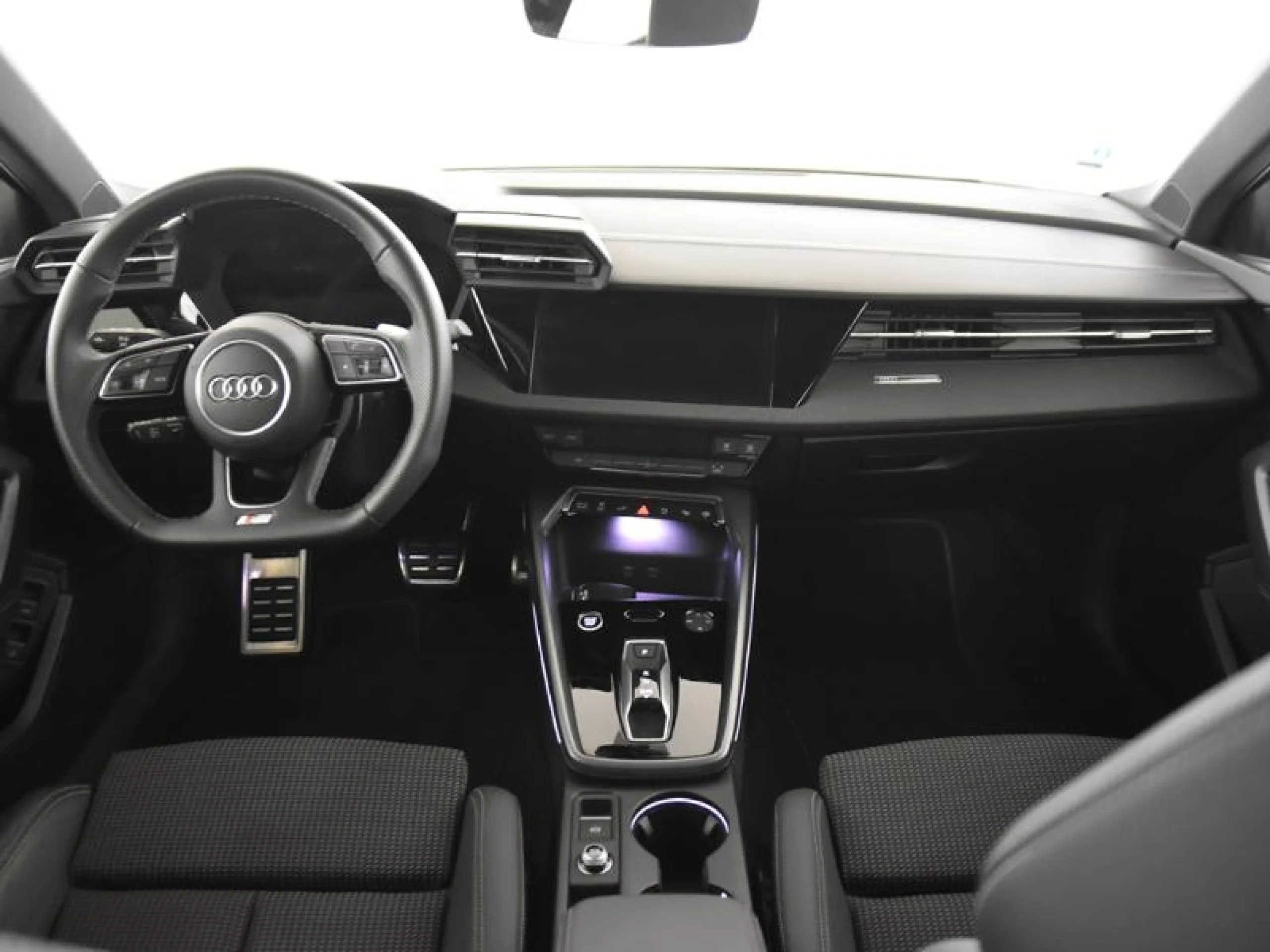 AUDI A3 SPORTBACK S LINE 40 TFSI E 150KW S TRON - Foto 4