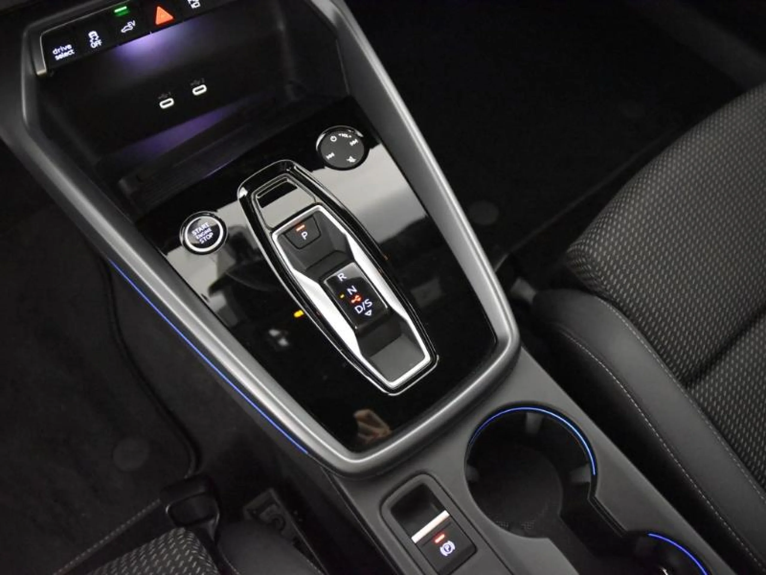 AUDI A3 SPORTBACK S LINE 40 TFSI E 150KW S TRON - Foto 10