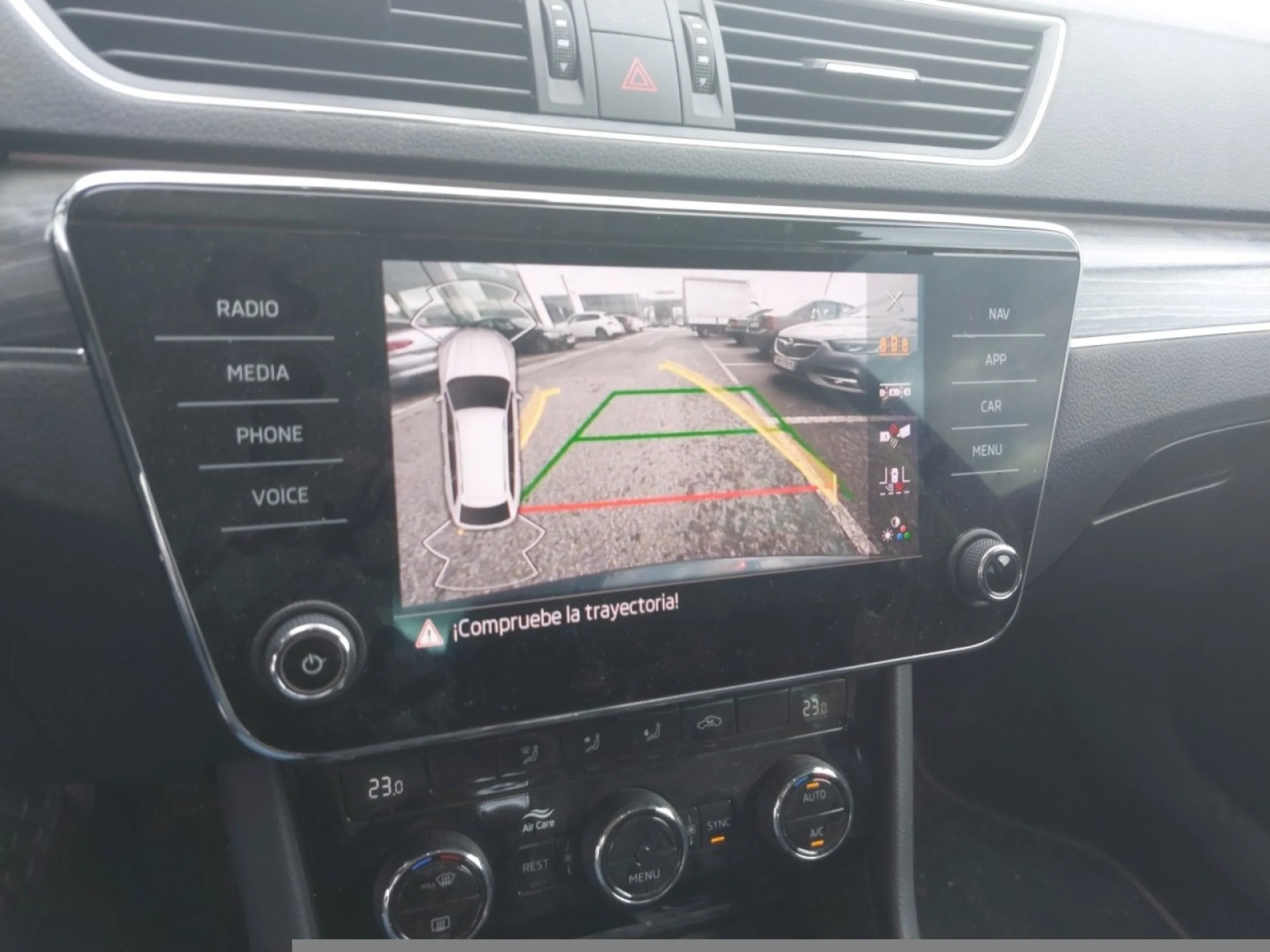 SKODA Superb COMBI 2.0 TDI 110KW (150CV) DSG STYLE - Foto 11