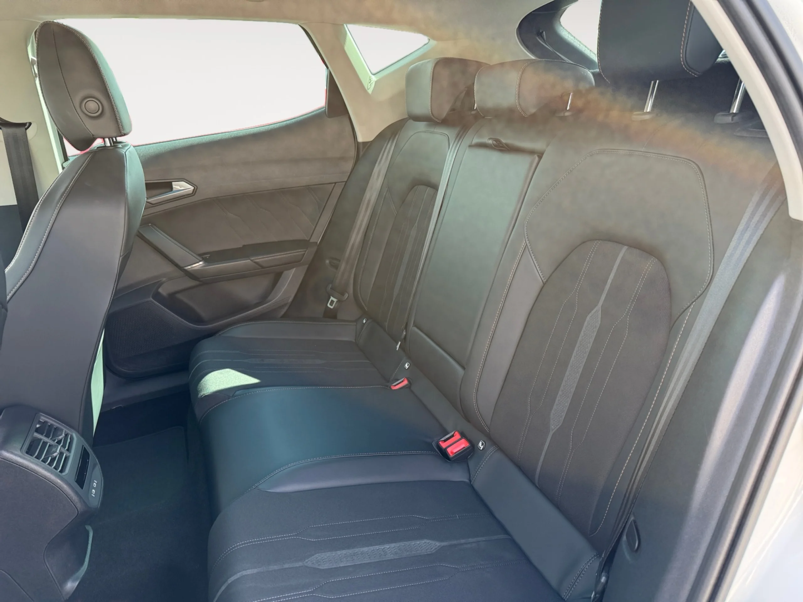 CUPRA FORMENTOR 1.5 TSI 110KW (150 CV) - Foto 6