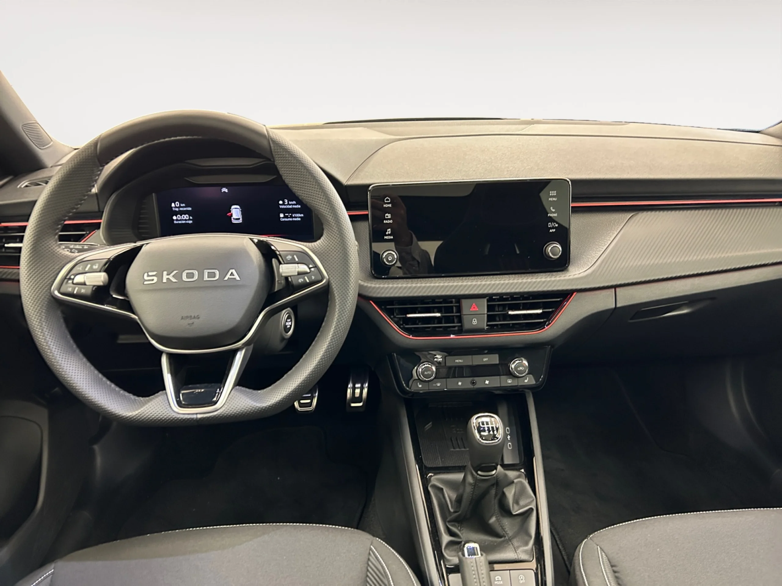 SKODA KAMIQ 1.5 TSI 110KW (150CV) MONTE CARLO - Foto 4
