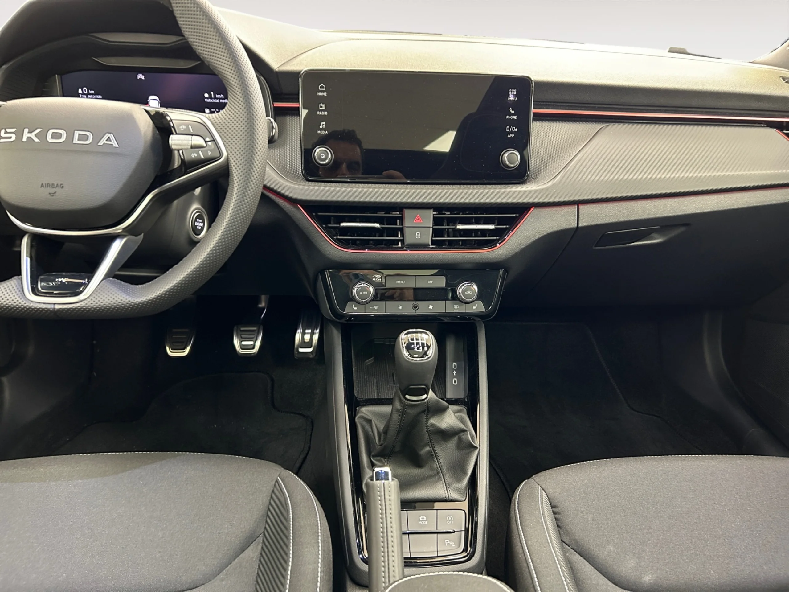 SKODA KAMIQ 1.5 TSI 110KW (150CV) MONTE CARLO - Foto 20