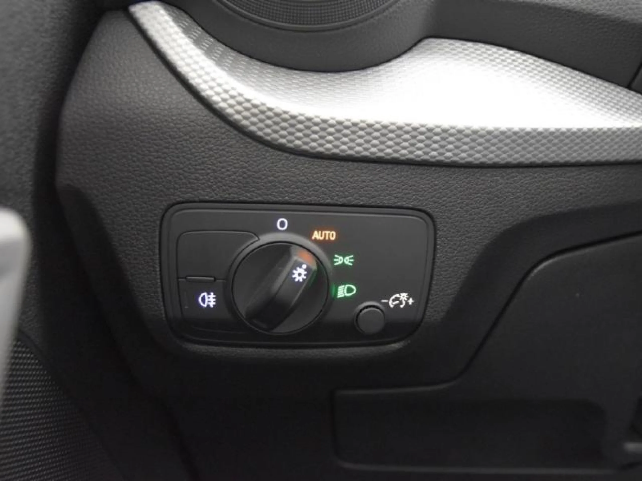 AUDI Q2 ADVANCED 30 TDI 85KW (116CV) S TRONIC - Foto 20