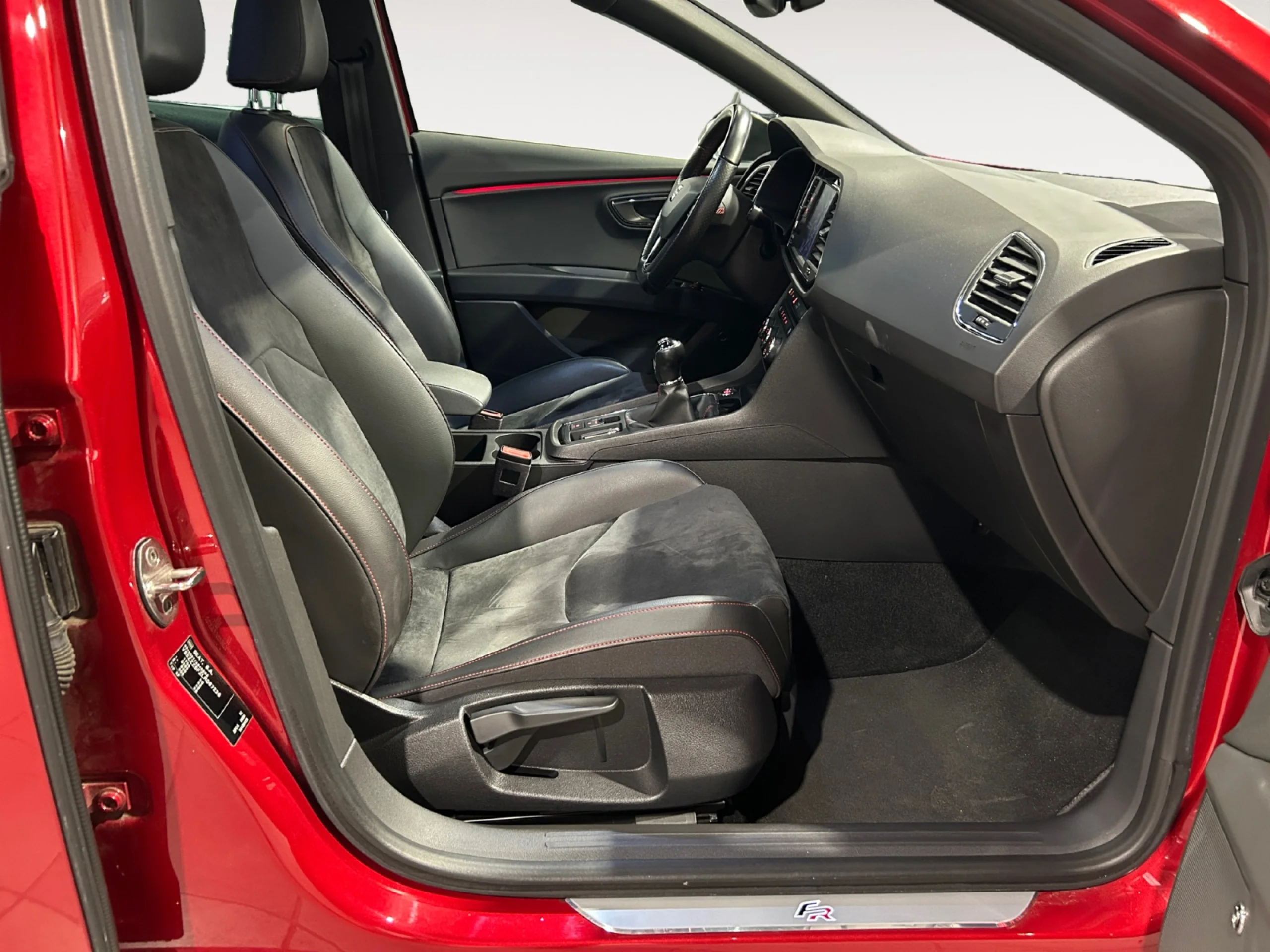 SEAT LEON 1.5 TSI 110KW (150CV) S&S FR FAST ED - Foto 5