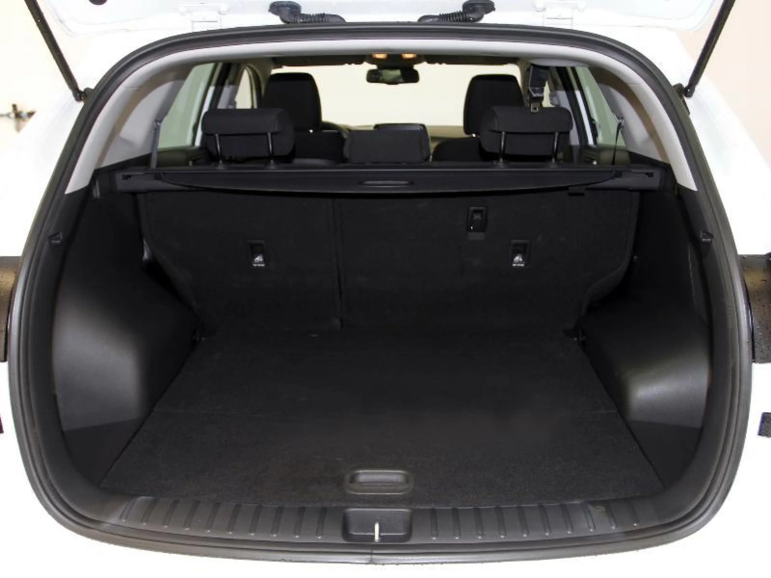 HYUNDAI TUCSON 1.6 GDI 97KW (131CV) TECNO SAFE 4X2 - Foto 8