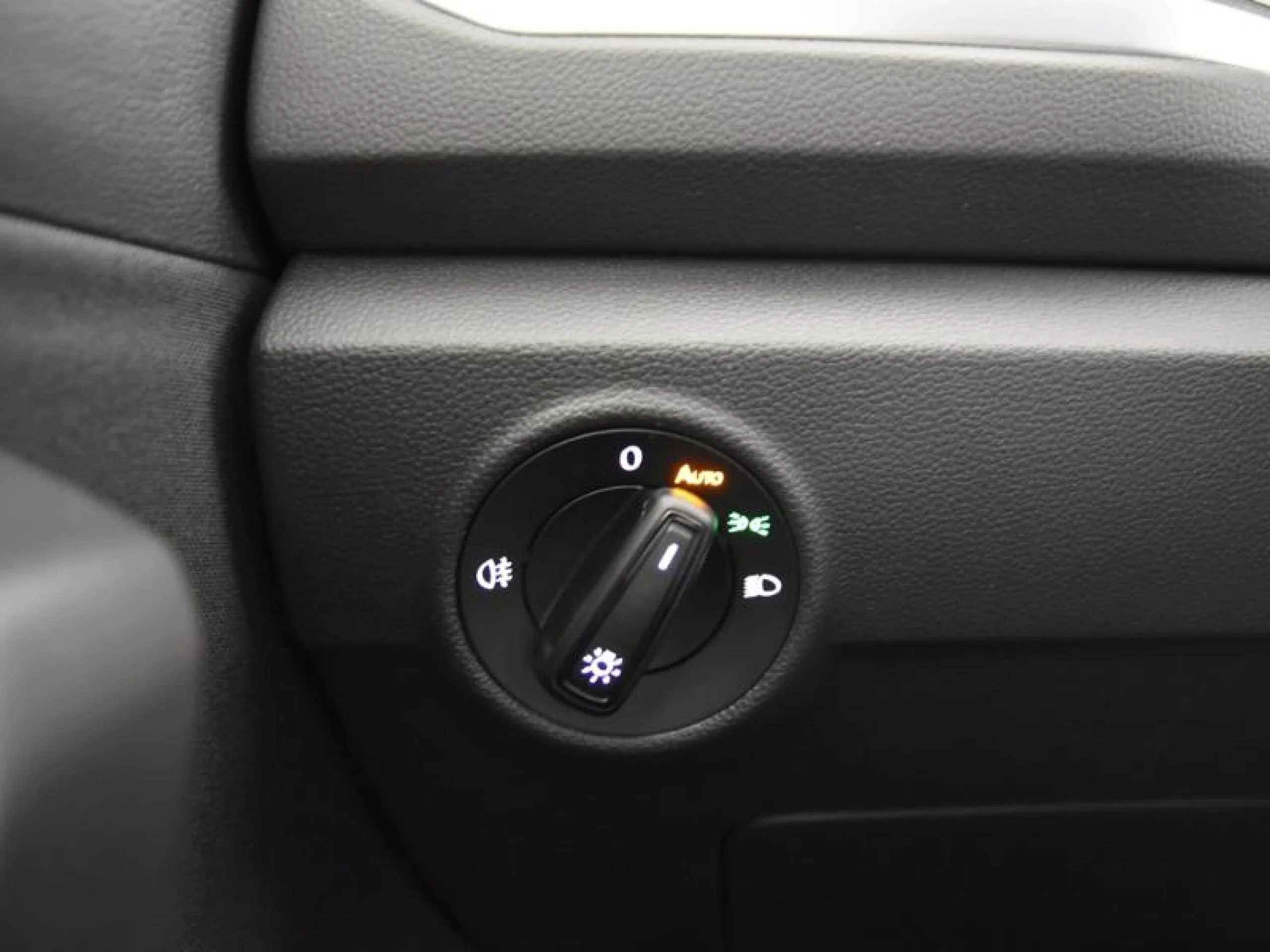 VOLKSWAGEN T ROC T ROC M S 1.0 TSI 85 KW (115 CV)  6 VEL. - Foto 17