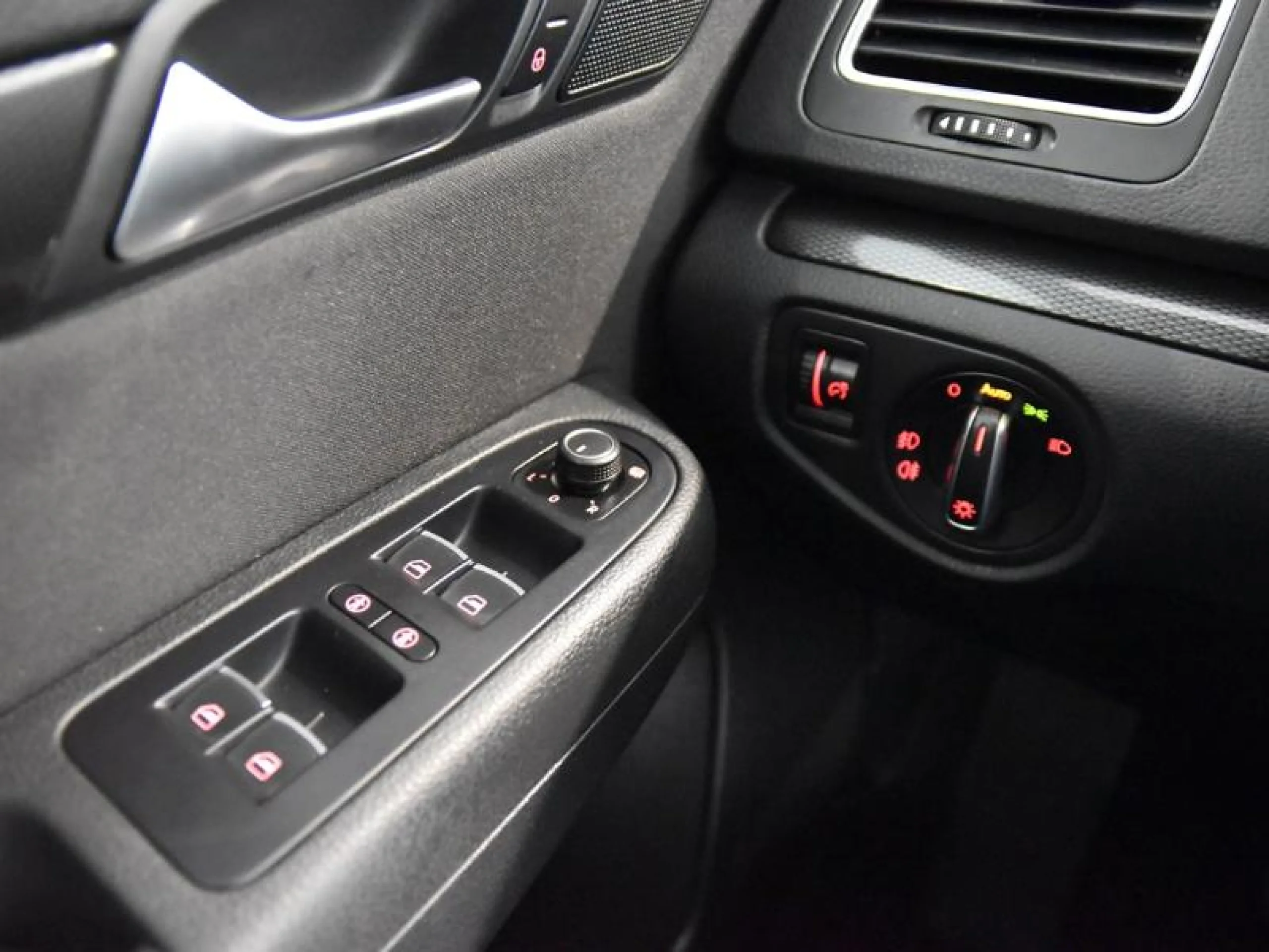 SEAT Alhambra 2.0 TDI 110KW (150CV) ECO S/S STYLE - Foto 21