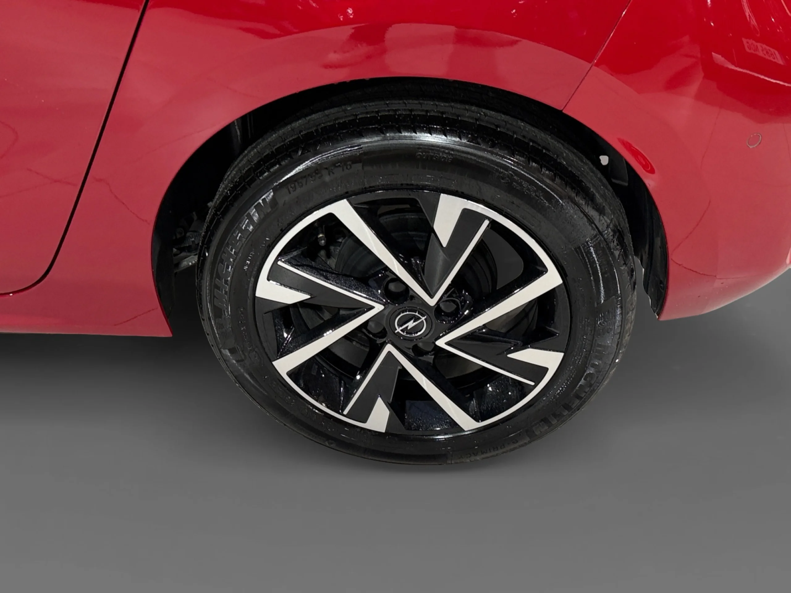 OPEL CORSA 1.2T XHL 74KW (100CV) GS - Foto 8