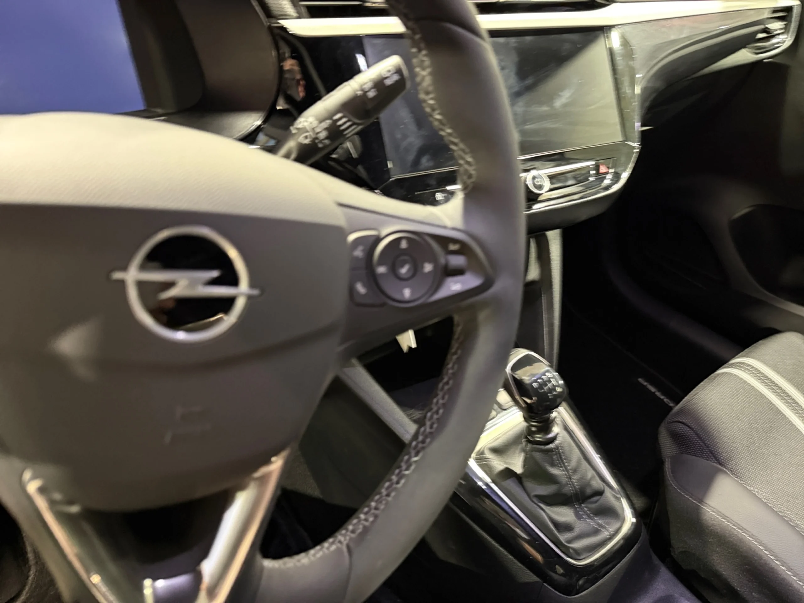 OPEL CORSA 1.2T XHL 74KW (100CV) GS - Foto 10