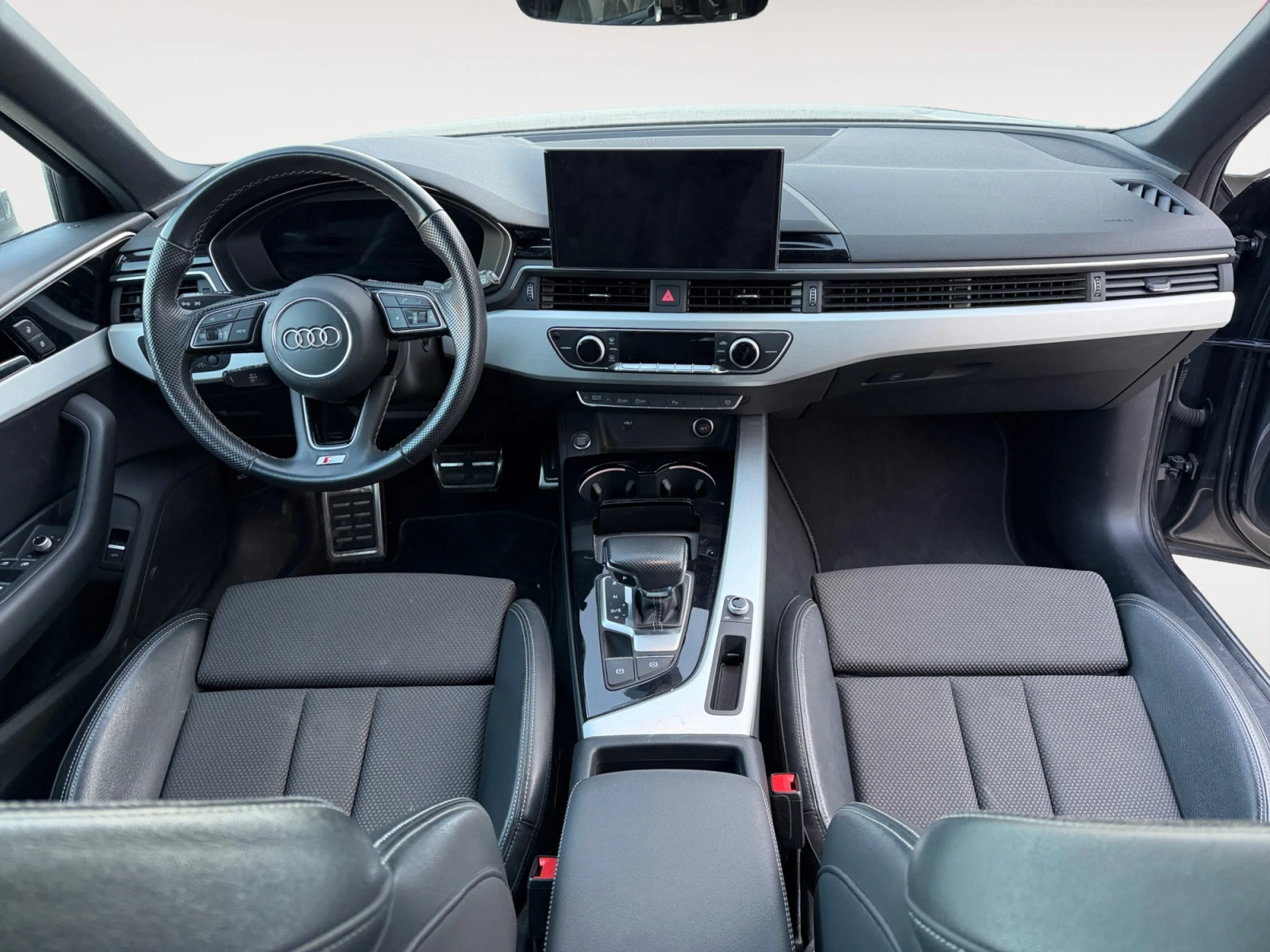 AUDI A4 AVANT S LINE 35 TDI 120KW S TRONIC - Foto 4