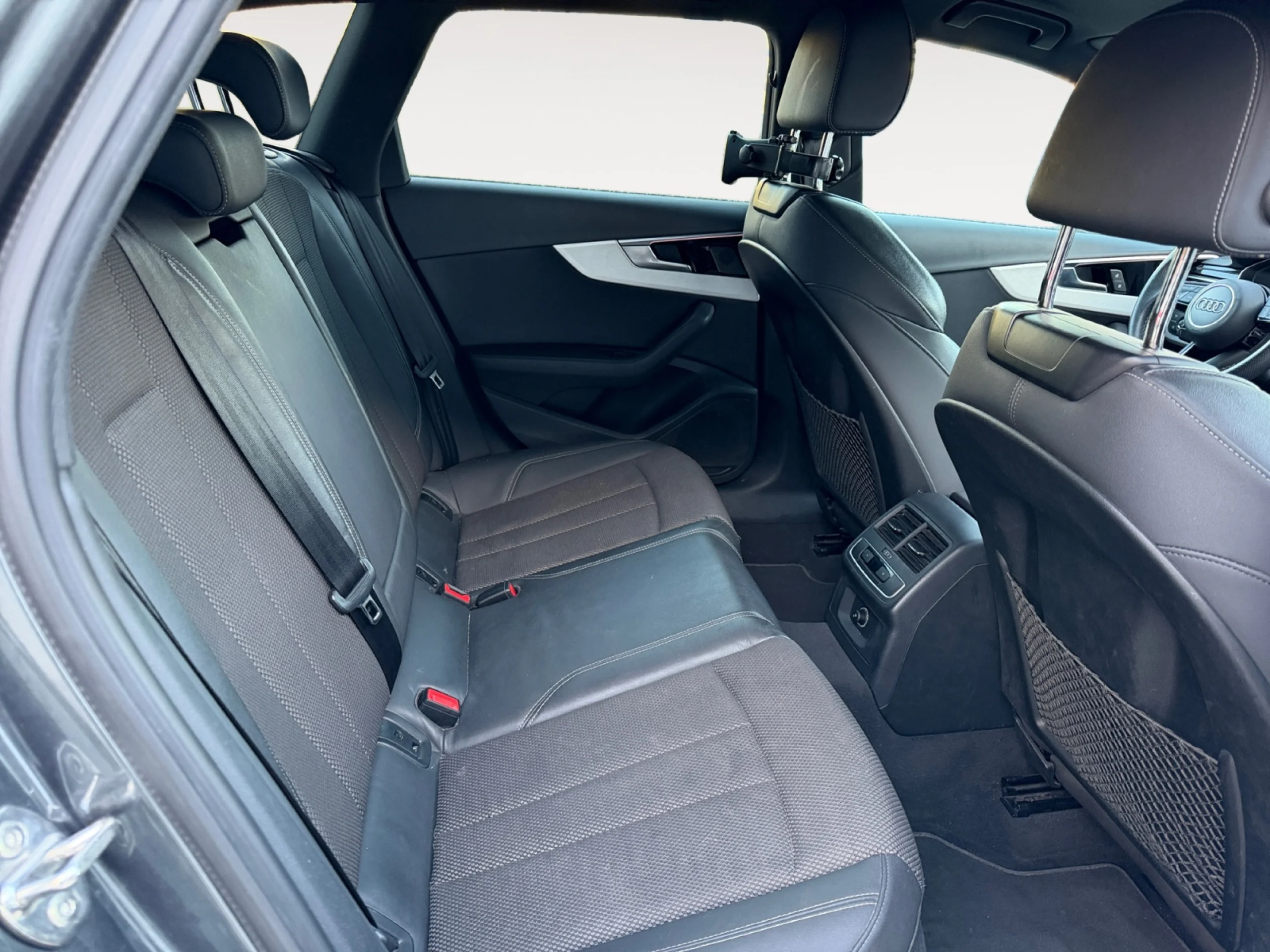 AUDI A4 AVANT S LINE 35 TDI 120KW S TRONIC - Foto 6