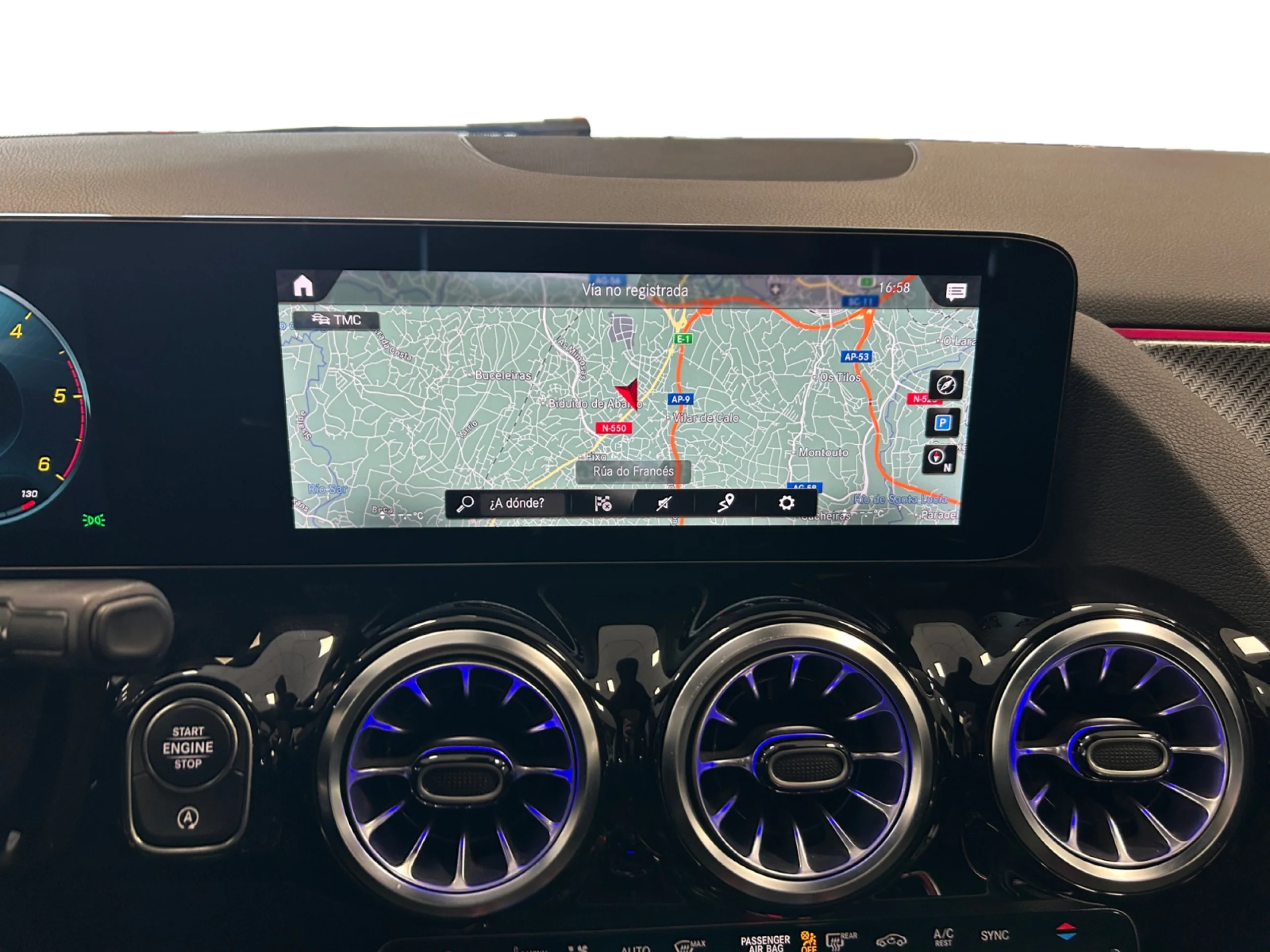 MERCEDES-BENZ GLA GLA 200 D - Foto 9