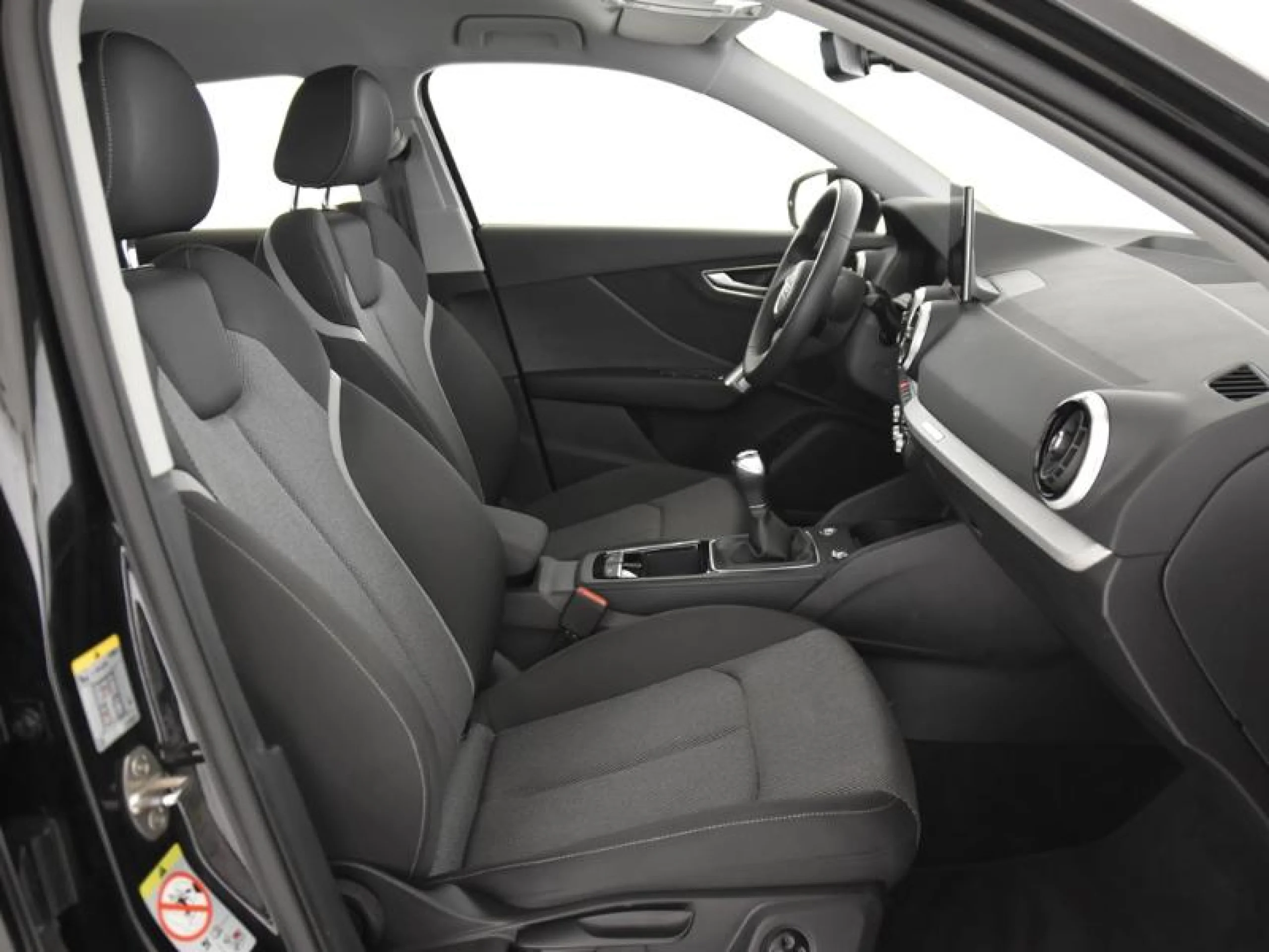 AUDI Q2 ADRENALIN BLACK EDI 30 TFSI 85KW (116CV) - Foto 6