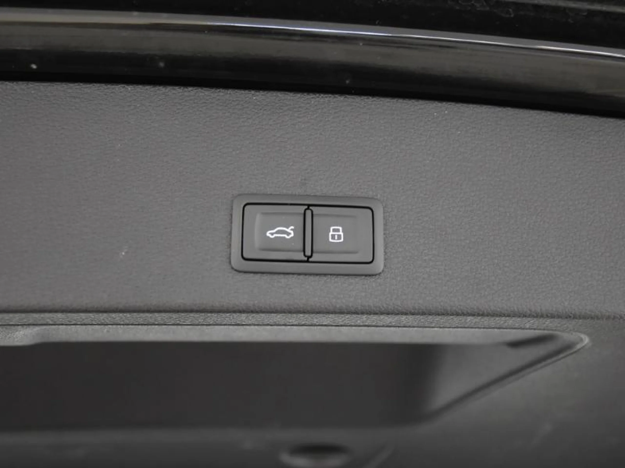 AUDI Q2 ADRENALIN BLACK EDI 30 TFSI 85KW (116CV) - Foto 9